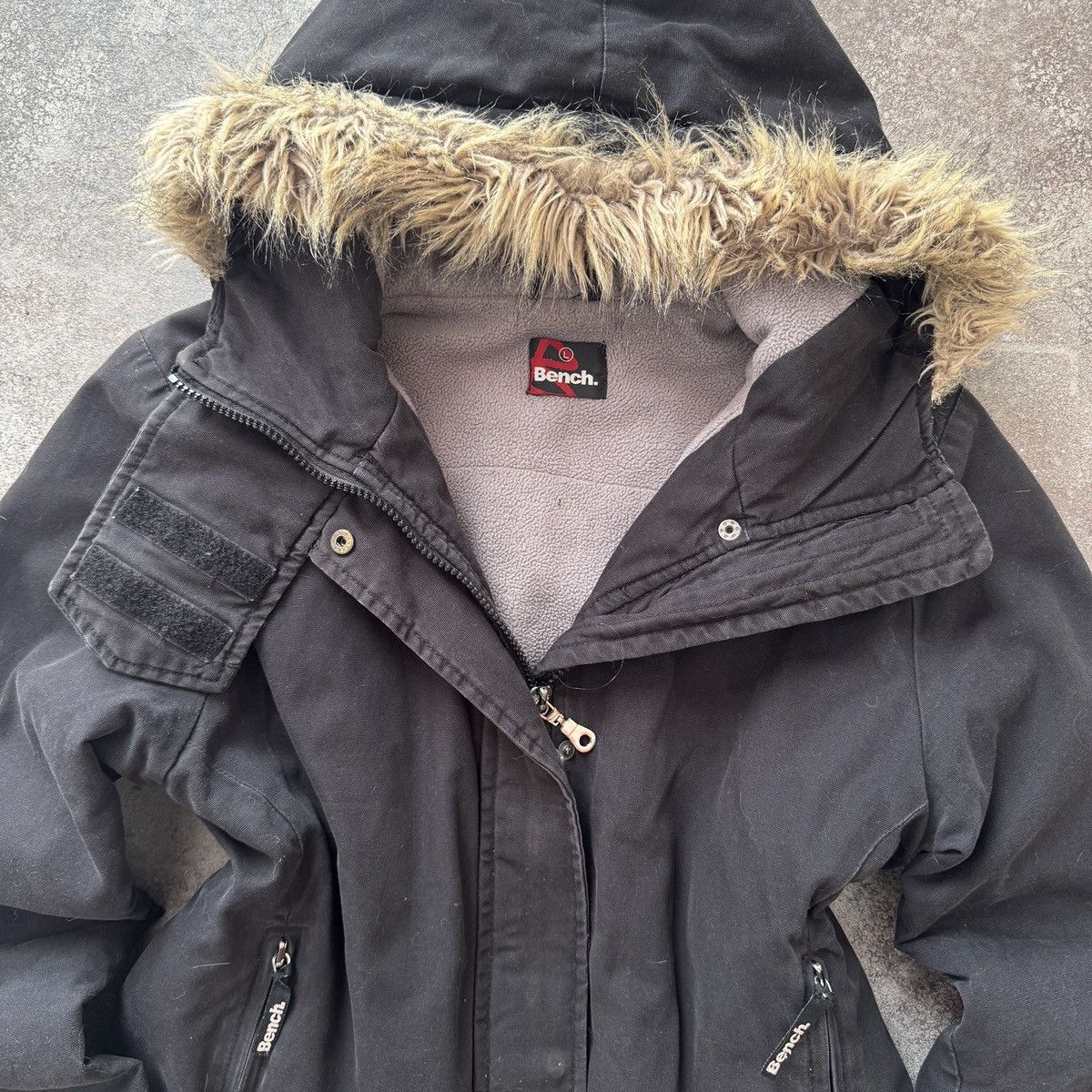 Bench Bench Y2K Vintage Gorpcore Faux Fur Winter Bomber Jacket Size L / US 10 / IT 46 - 4 Thumbnail