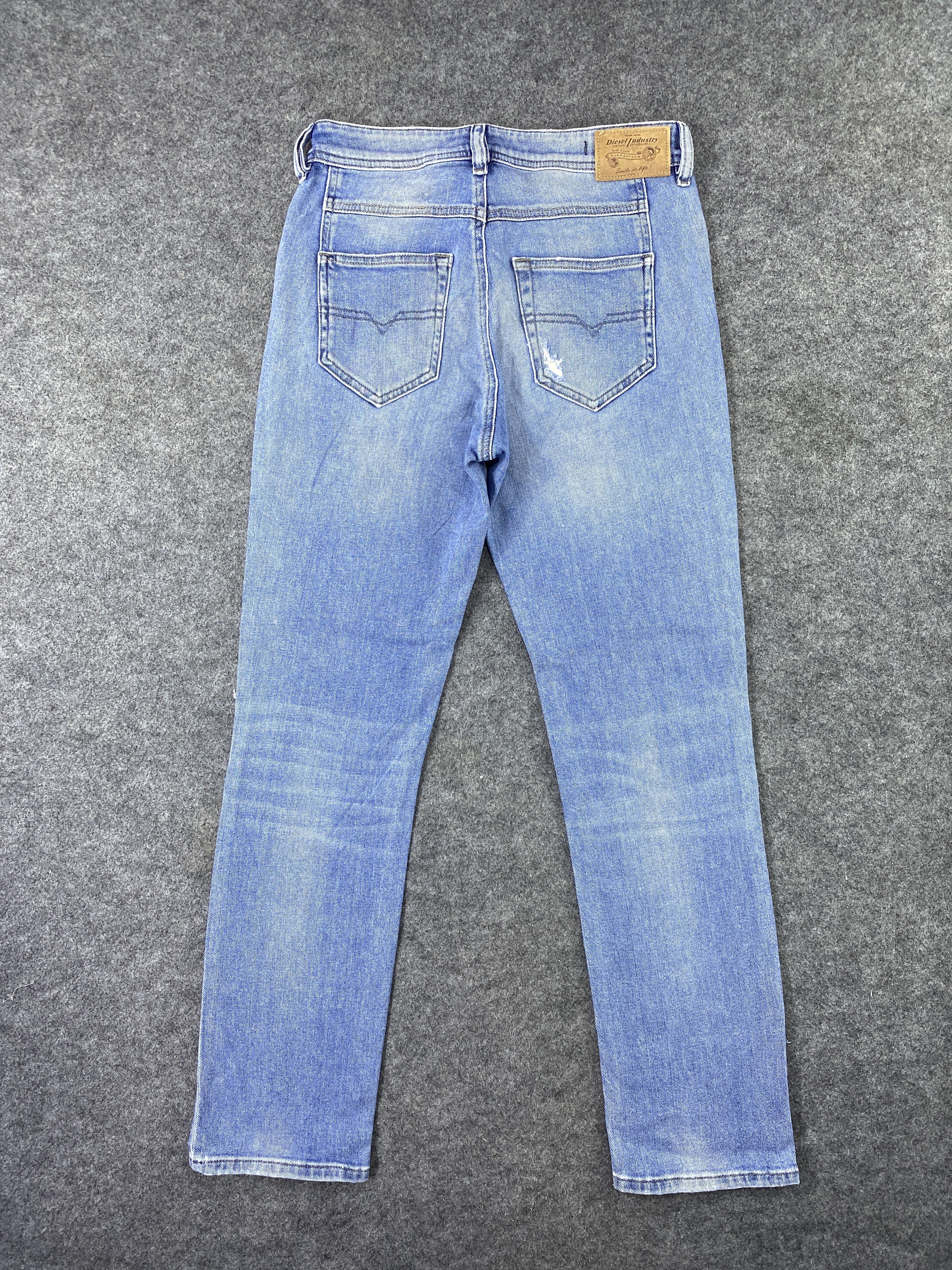 Diesel Diesel Distressed Blue Wash Denim Streetwear - J1111 Size US 28 / EU 44 - 3 Thumbnail