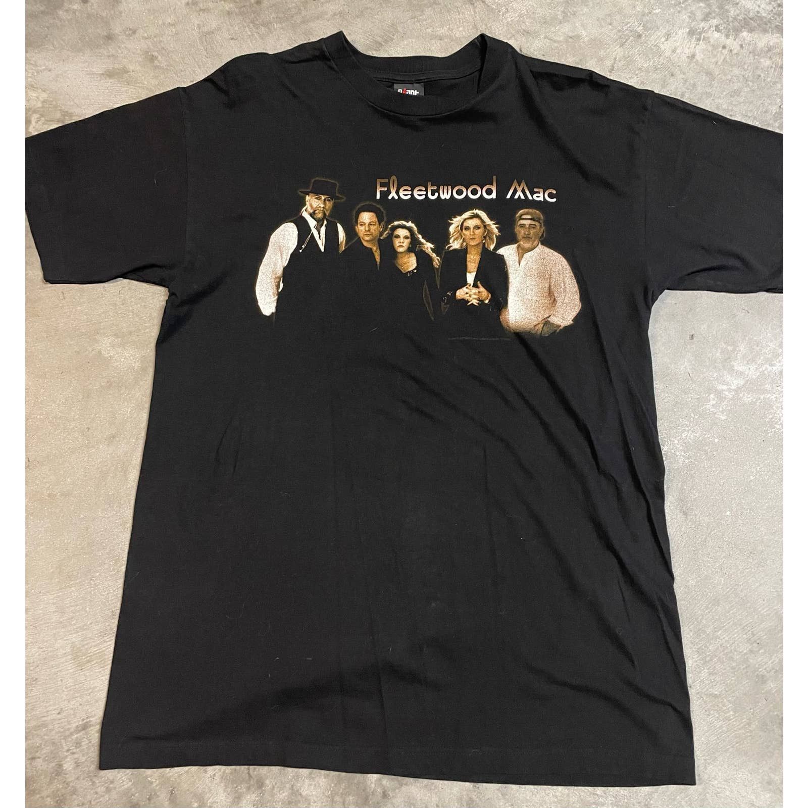 image of Giant Vintage 1997 Fleetwood Mac Concert T-Shirt in Black, Men's (Size Large)