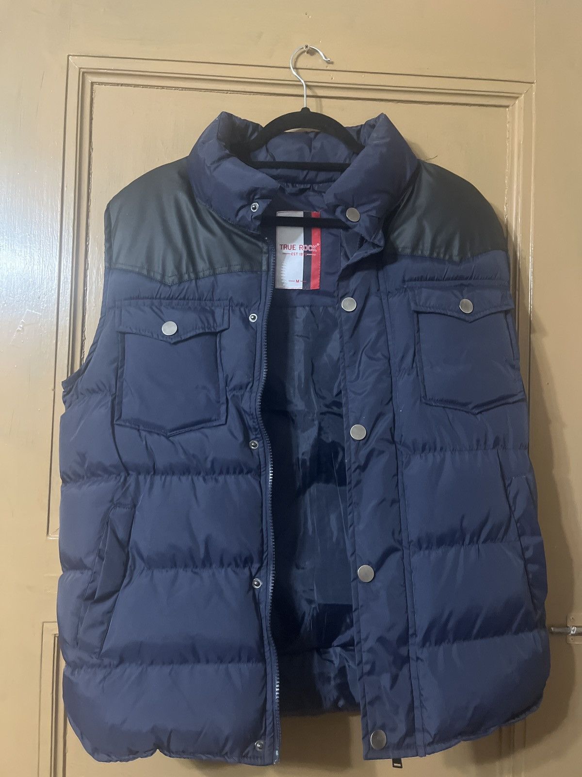 Other True Rock Men’s Puffer Vest Size US M / EU 48-50 / 2 - 4 Thumbnail