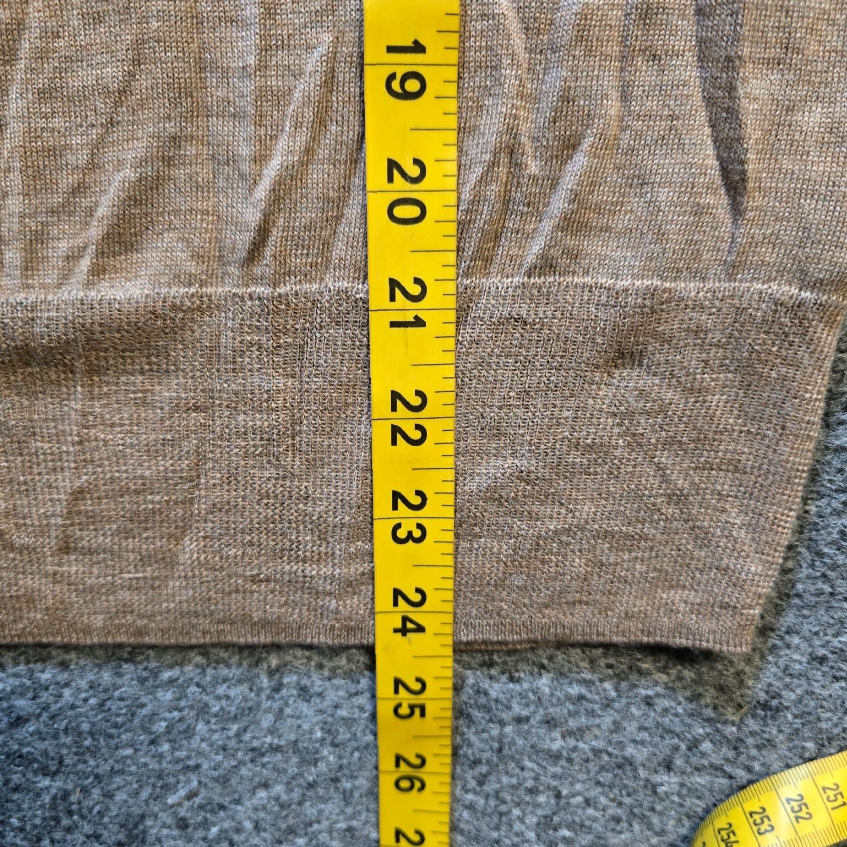 J.Crew J.CREW Sweater Womens Size S Tan Merino Wool Turtleneck Lightweight Capsule Pullover Knit Regular Stretch Casual Fall Winter Spring Stakes? Size S / US 4 / IT 40 - 6 Thumbnail