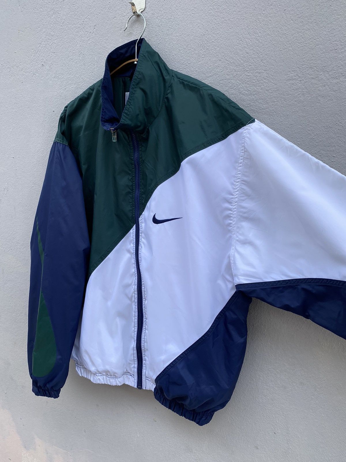 Nike 🔥OG 90s NIKE Biglogo Swoosh Tricolor Streetwear Jacket Size US L / EU 52-54 / 3 - 5 Thumbnail