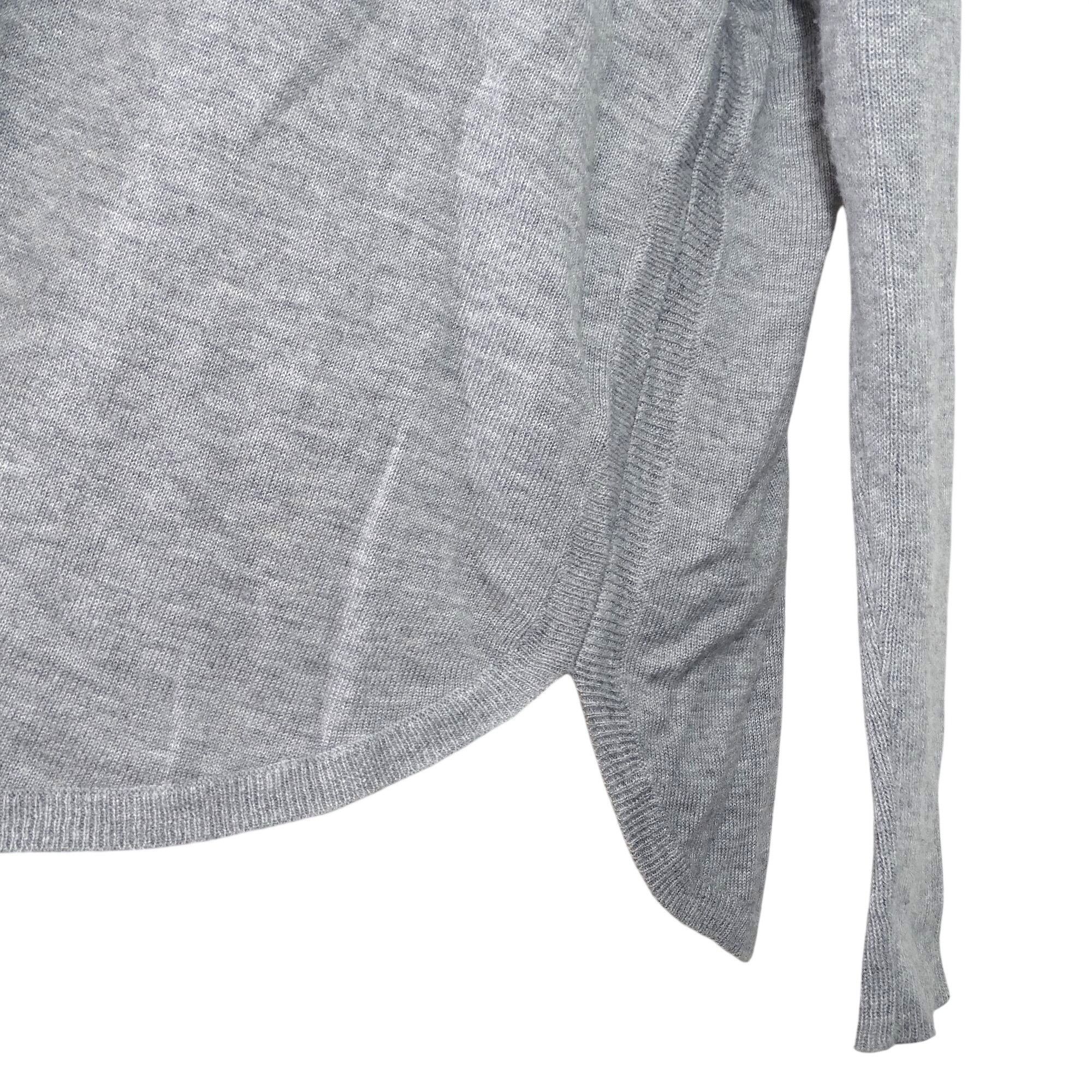 Other Trouve Grey VNeck Pullover Knit Sweater Women Size XS Size XS / US 0-2 / IT 36-38 - 3 Thumbnail