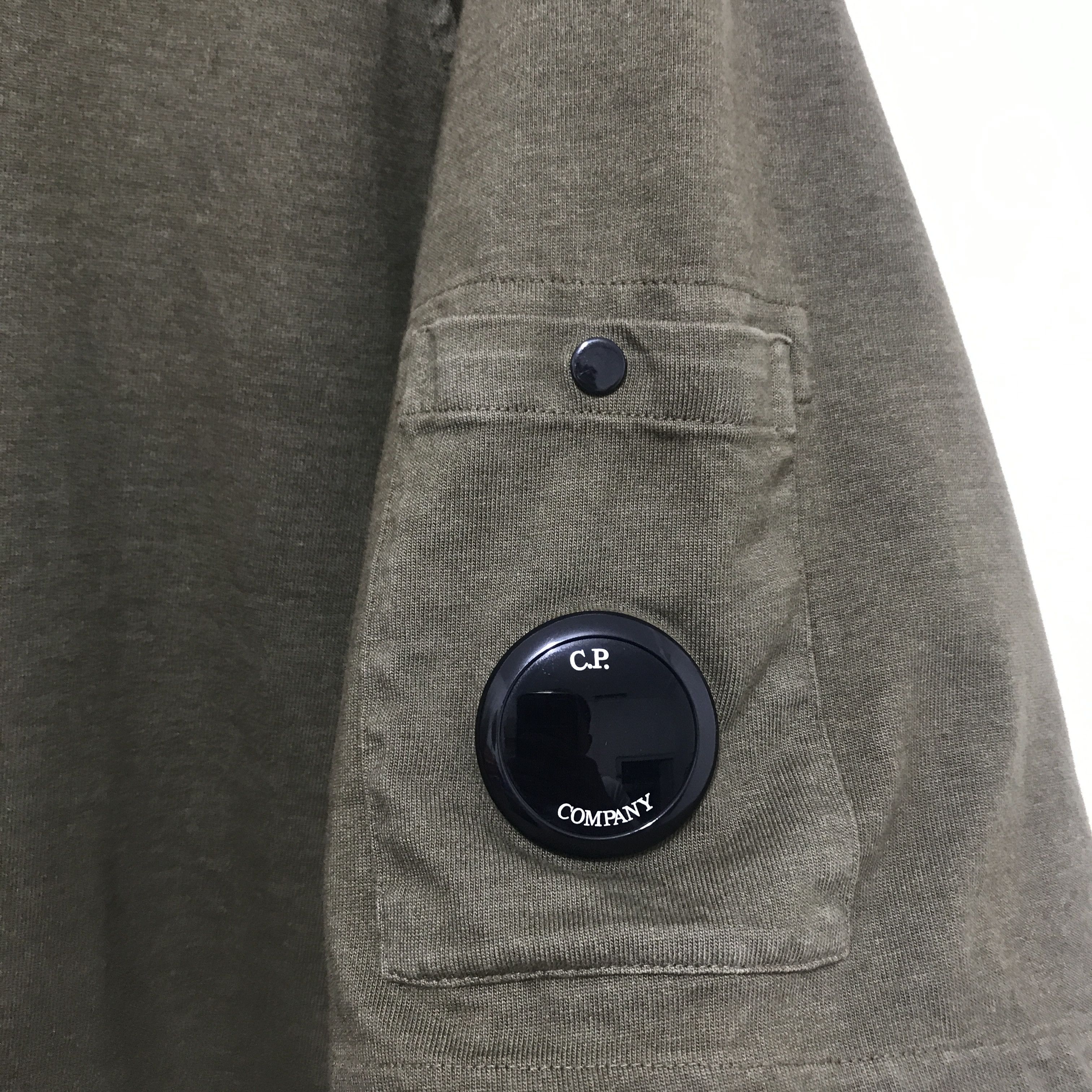 C.P. Company CP COMPANY SIDE POCKET LENS TSHIRT Size US L / EU 52-54 / 3 - 3 Thumbnail