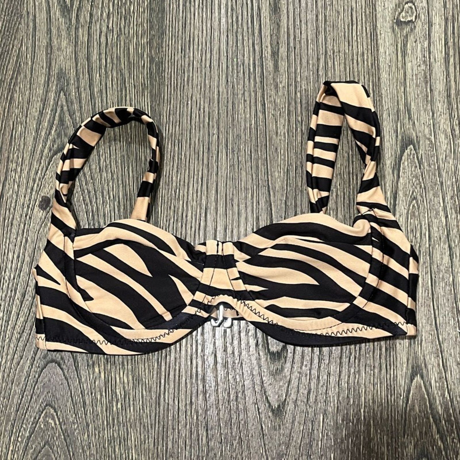 Skin NWOT Skin by Same Swim Bra Bikini Top Zebra Underwire XS Size XS / US 0-2 / IT 36-38 - 1 Thumbnail