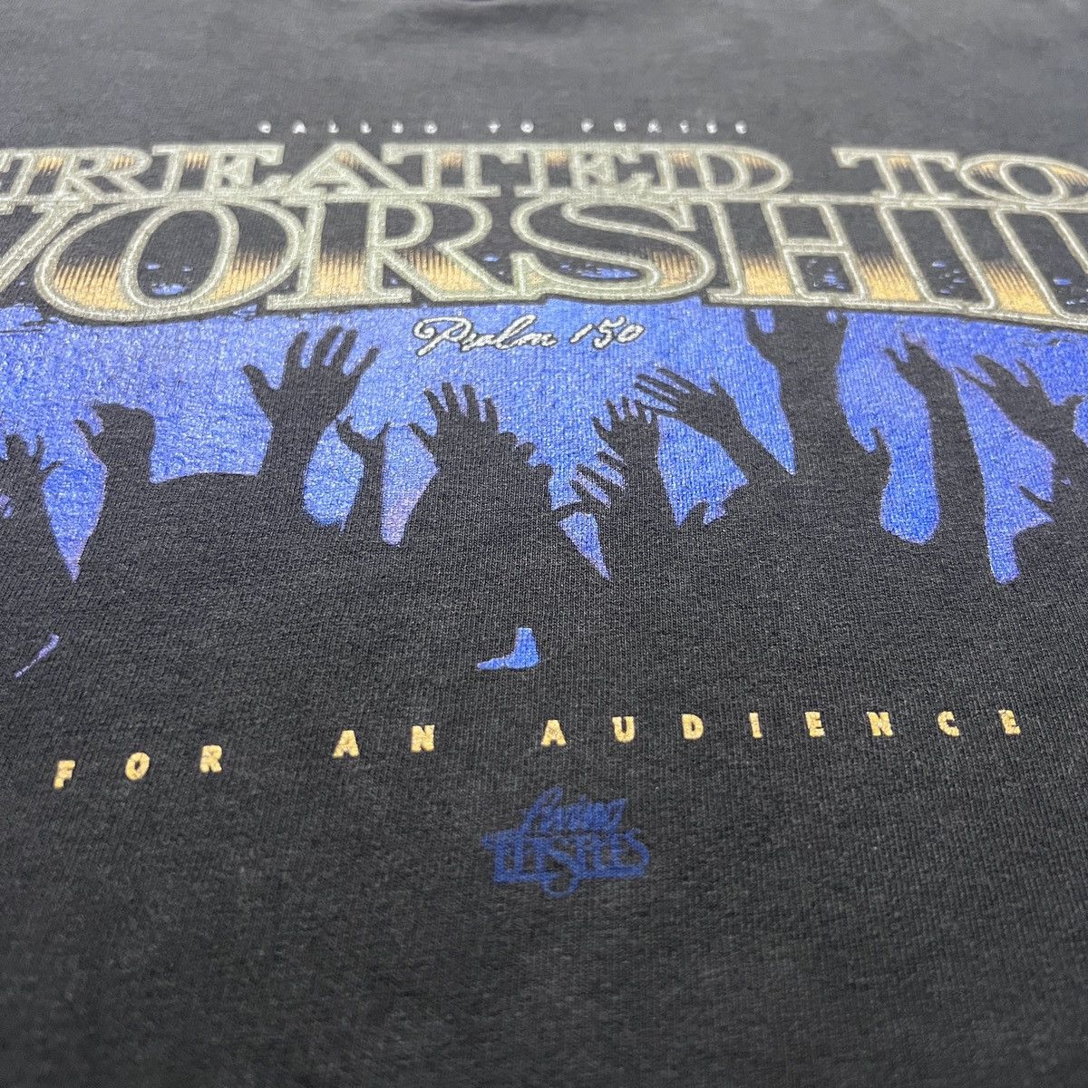 Vintage Vintage 90s God Jesus Bible Holy Tee Living Epistles Faded Size US XL / EU 56 / 4 - 4 Thumbnail