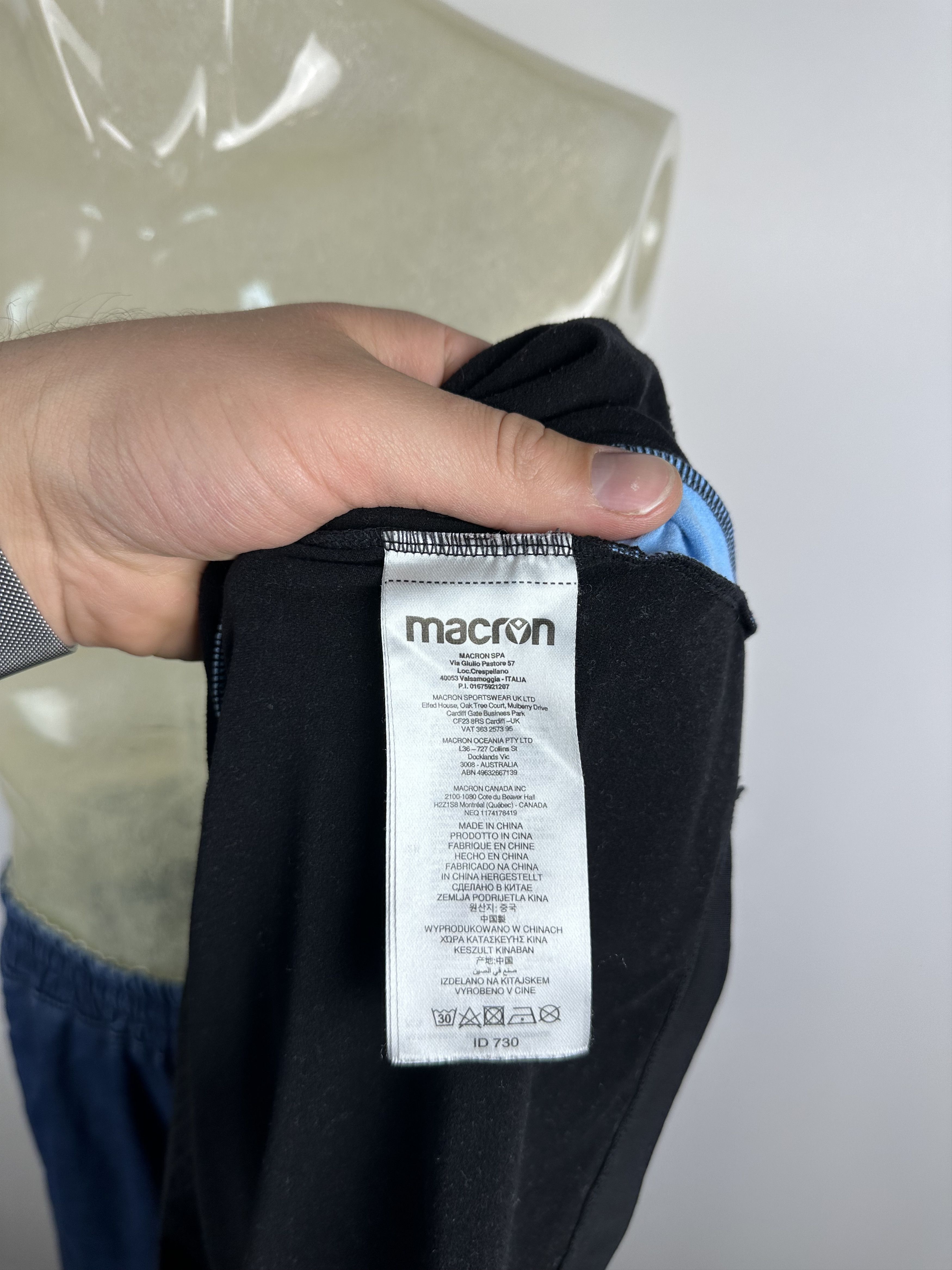 Macron Reading FC 2022 Suit Macron Track Top Soccer Long Sleeve Size US XL / EU 56 / 4 - 10 Thumbnail