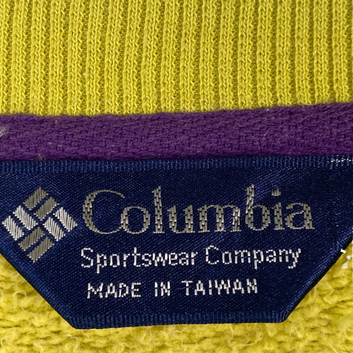 Vintage Vintage Columbia Embroidered Crewneck Sweatshirt Green SizeM Size M / US 6-8 / IT 42-44 - 6 Thumbnail