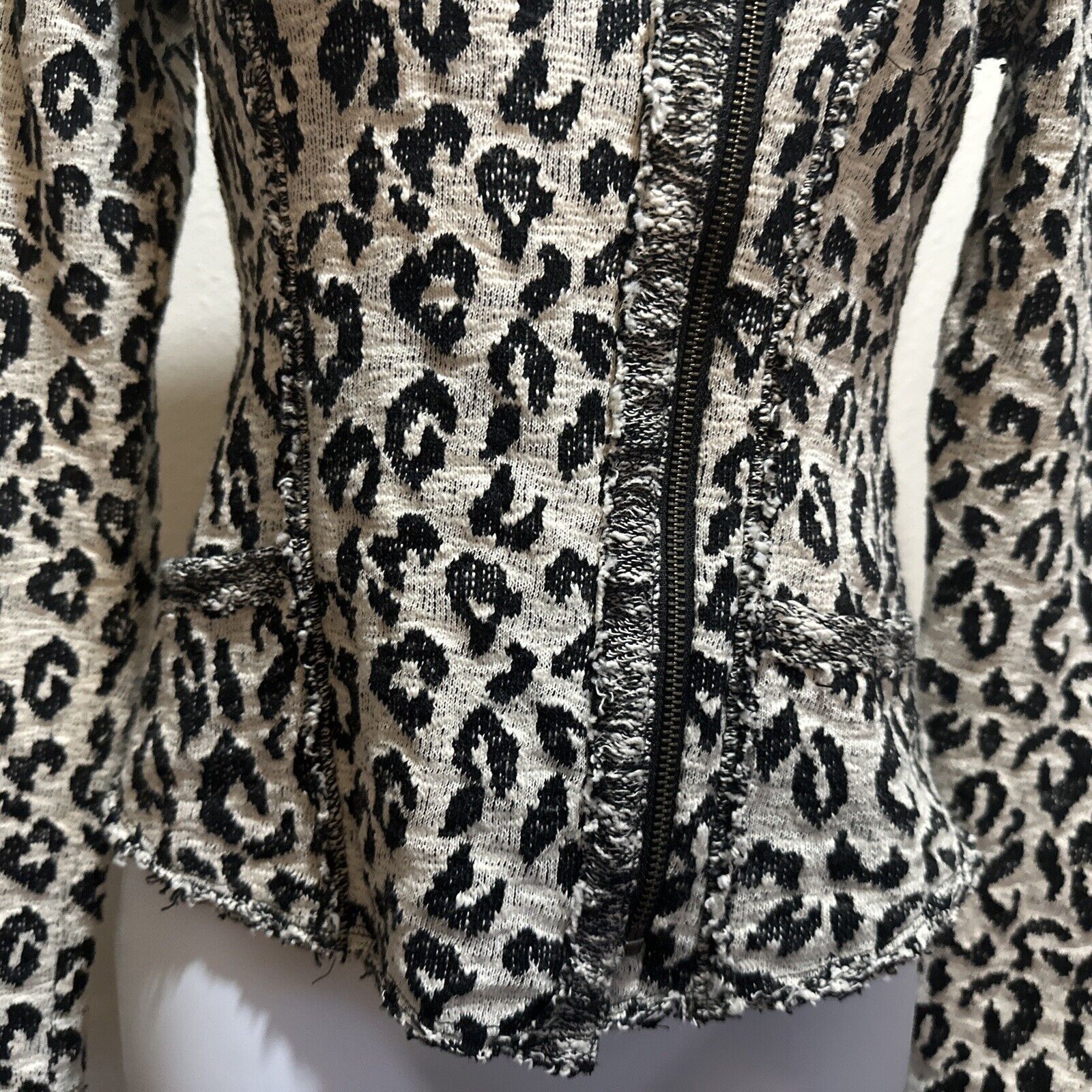Lucky Brand Lucky Lotus by Lucky Brand Leopard Print Knit Jacket XS Size XS / US 0-2 / IT 36-38 - 3 Thumbnail