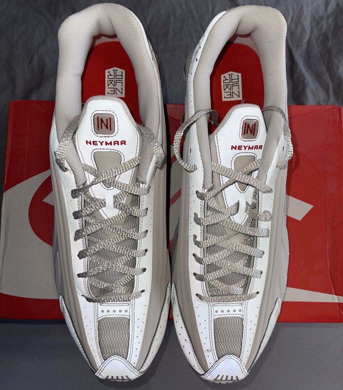 Nike Nike Shox R4 x Neymar White US 15 [BV1387-002] Size US 15 / EU 48 - 3 Thumbnail