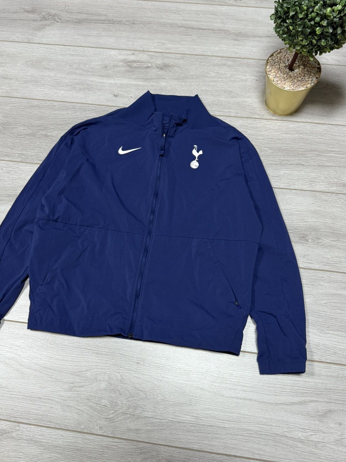 Nike Nike Tottenham vintage soccer track jacket windbreaker nylon Size US S / EU 44-46 / 1 - 1 Thumbnail