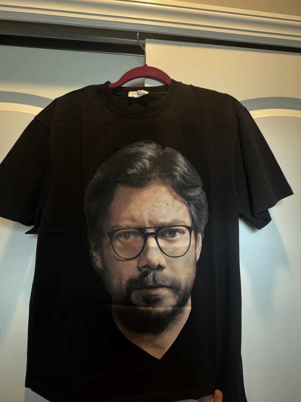 Ih Nom Uh Nit IH NOM UH KNIT La Casa De Papel T- Shirt (The Professor) Size US S / EU 44-46 / 1 - 1 Thumbnail