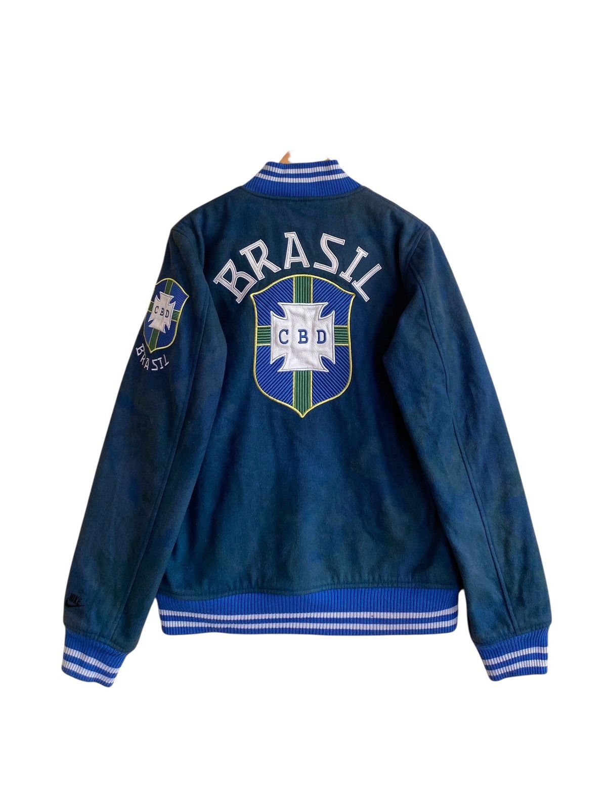 Nike Very Rare Vintage Nike Football Brasil Wool Varsity 2000s Size US L / EU 52-54 / 3 - 1 Thumbnail