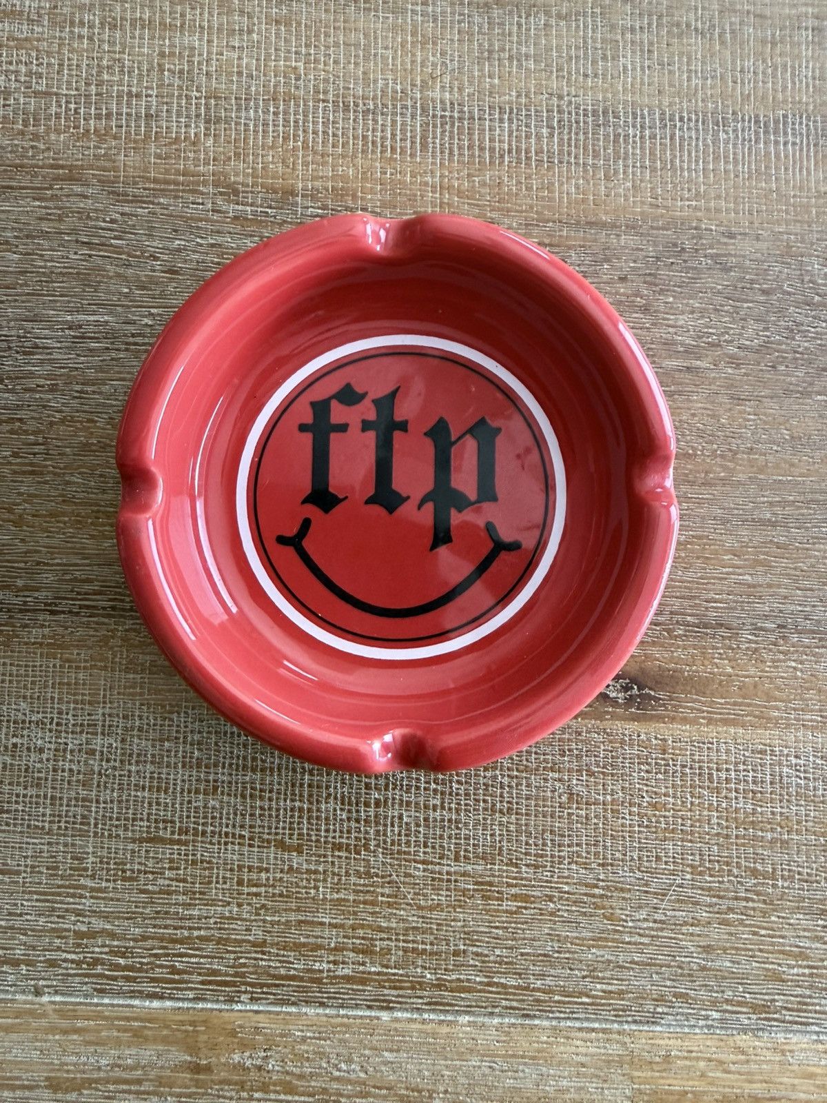 Fuck The Population FTP RED SMILEY ASH TRAY Size ONE SIZE - 1 Thumbnail