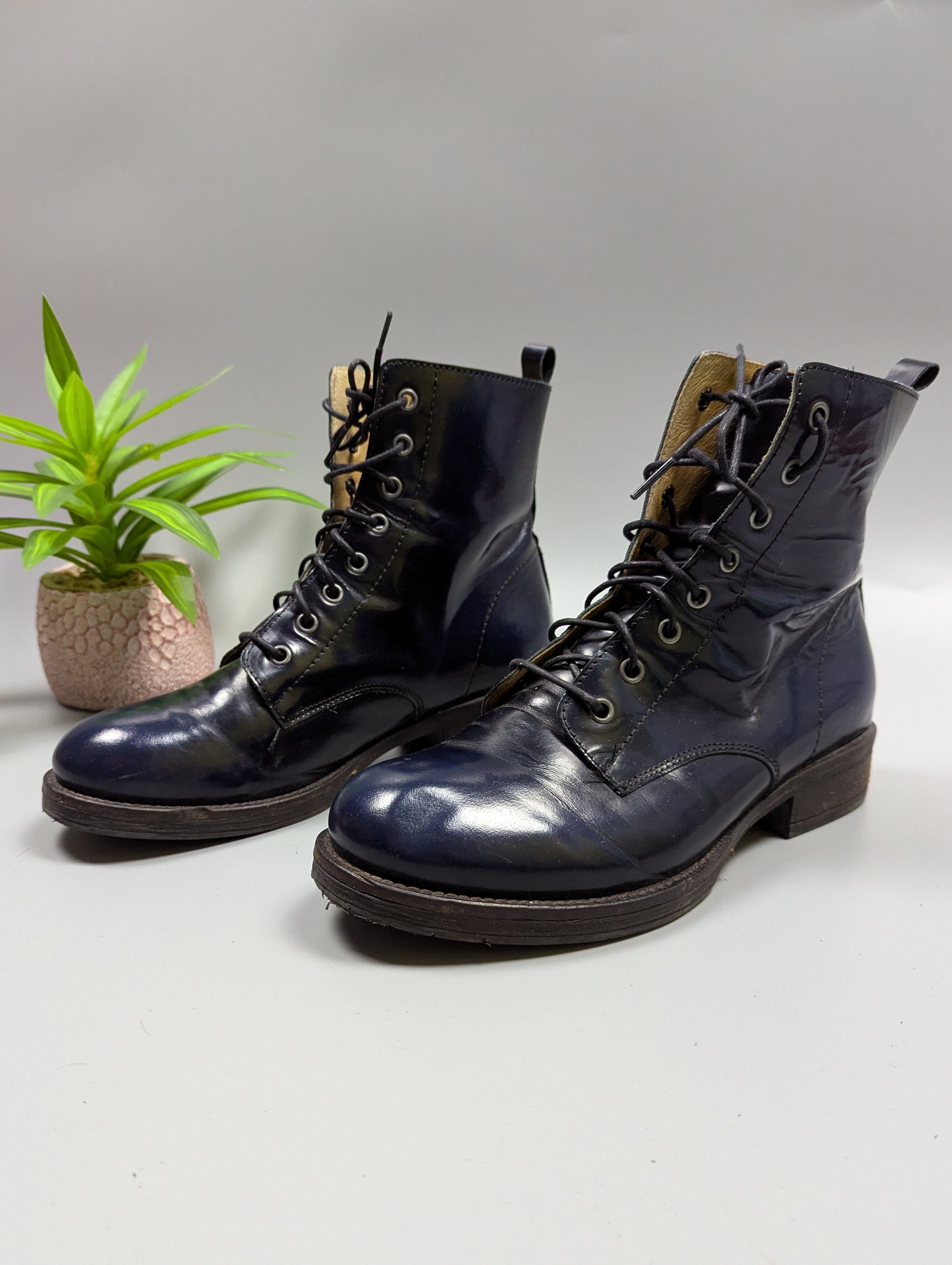 Vintage BRAKO Anatomic Navy Blue Patent Leather Lace-Up Boots Size US 9 / IT 39 - 5 Thumbnail