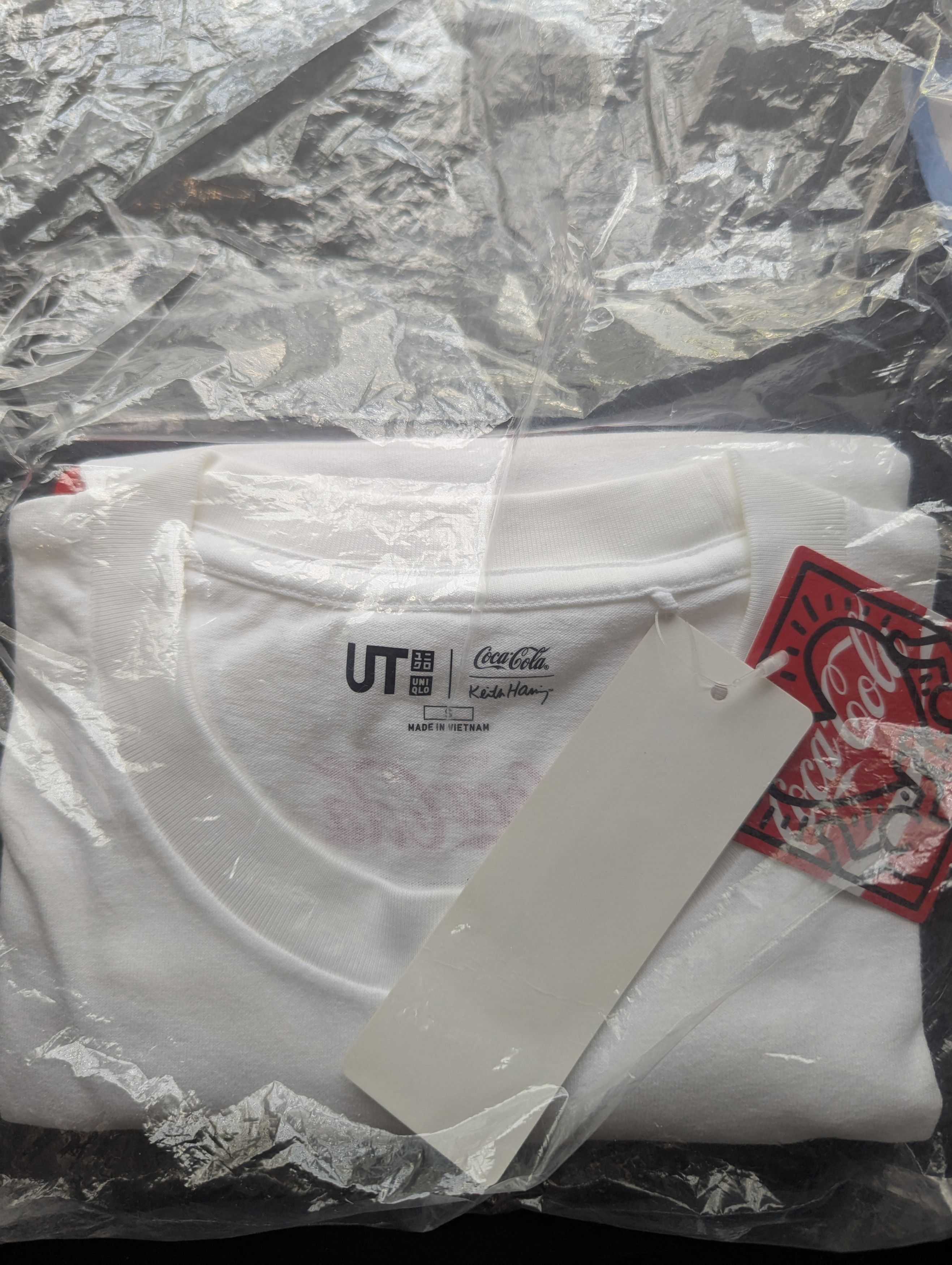 Coca Cola × Keith Haring COCA COLA x KEITH HARING Size US S / EU 44-46 / 1 - 1 Thumbnail