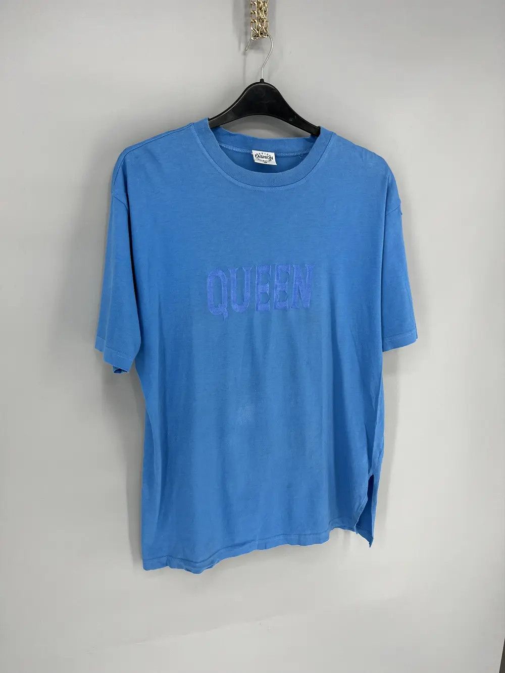 Vintage Vintage Y2K Queen Tour Tee 90S Size US XL / EU 56 / 4 - 2 Thumbnail