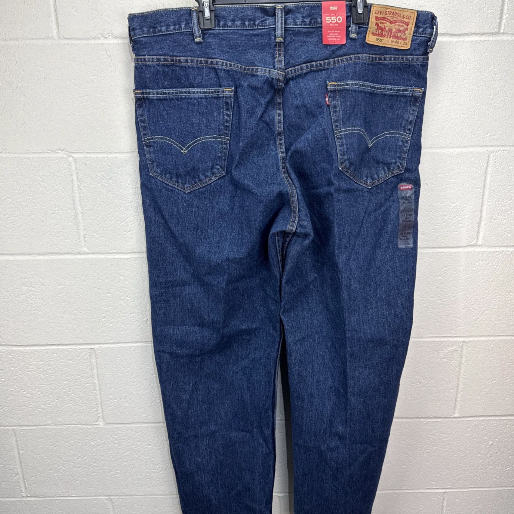 Levi's Levi's 550 Relaxed Fit Blue Jeans Men Size 42x30 Denim Dark Wash 5-Pocket Classic Size US 42 / EU 58 - 7 Thumbnail