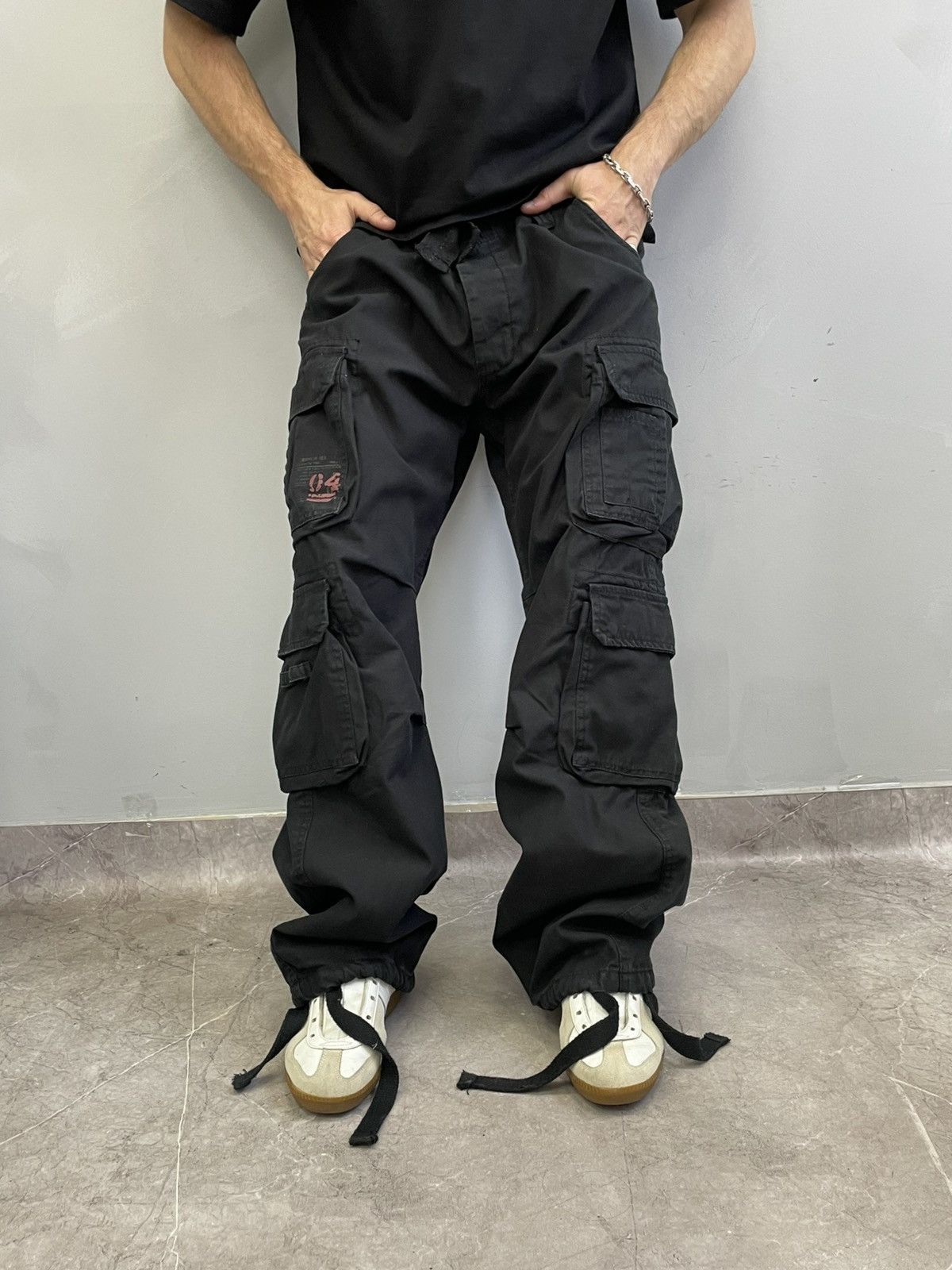 Other rare baggy wide multipocket y2k style cargo pants black Size US 35 - 3 Thumbnail