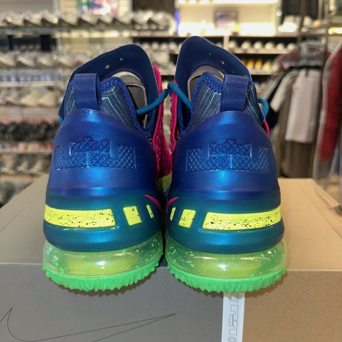 Nike Size 11.5 - Nike LeBron 18 Los Angeles By Night Size US 11.5 / EU 44-45 - 3 Thumbnail