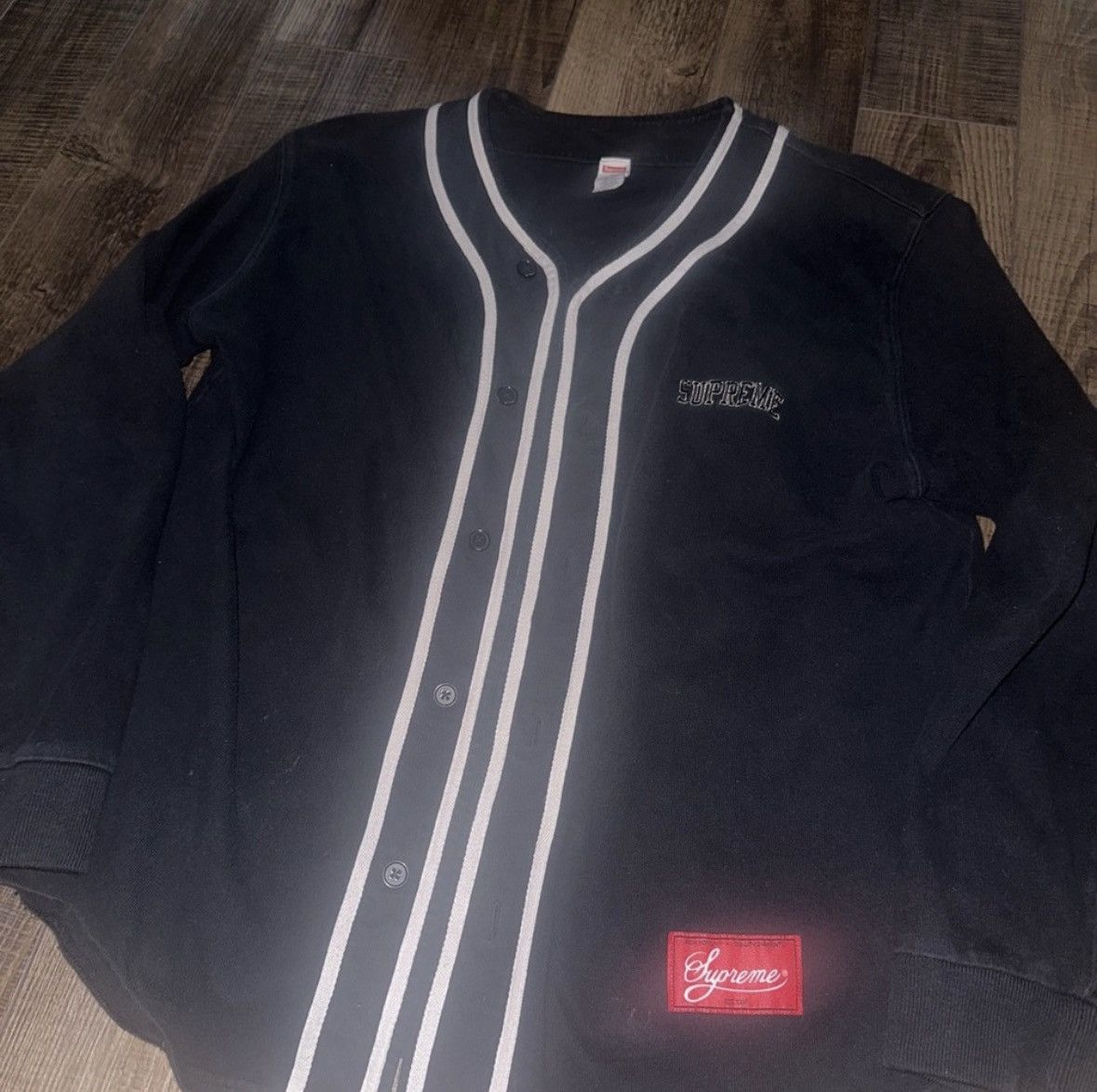 Supreme Contrast Stitch ButtonUp Sweater 【公式通販】
