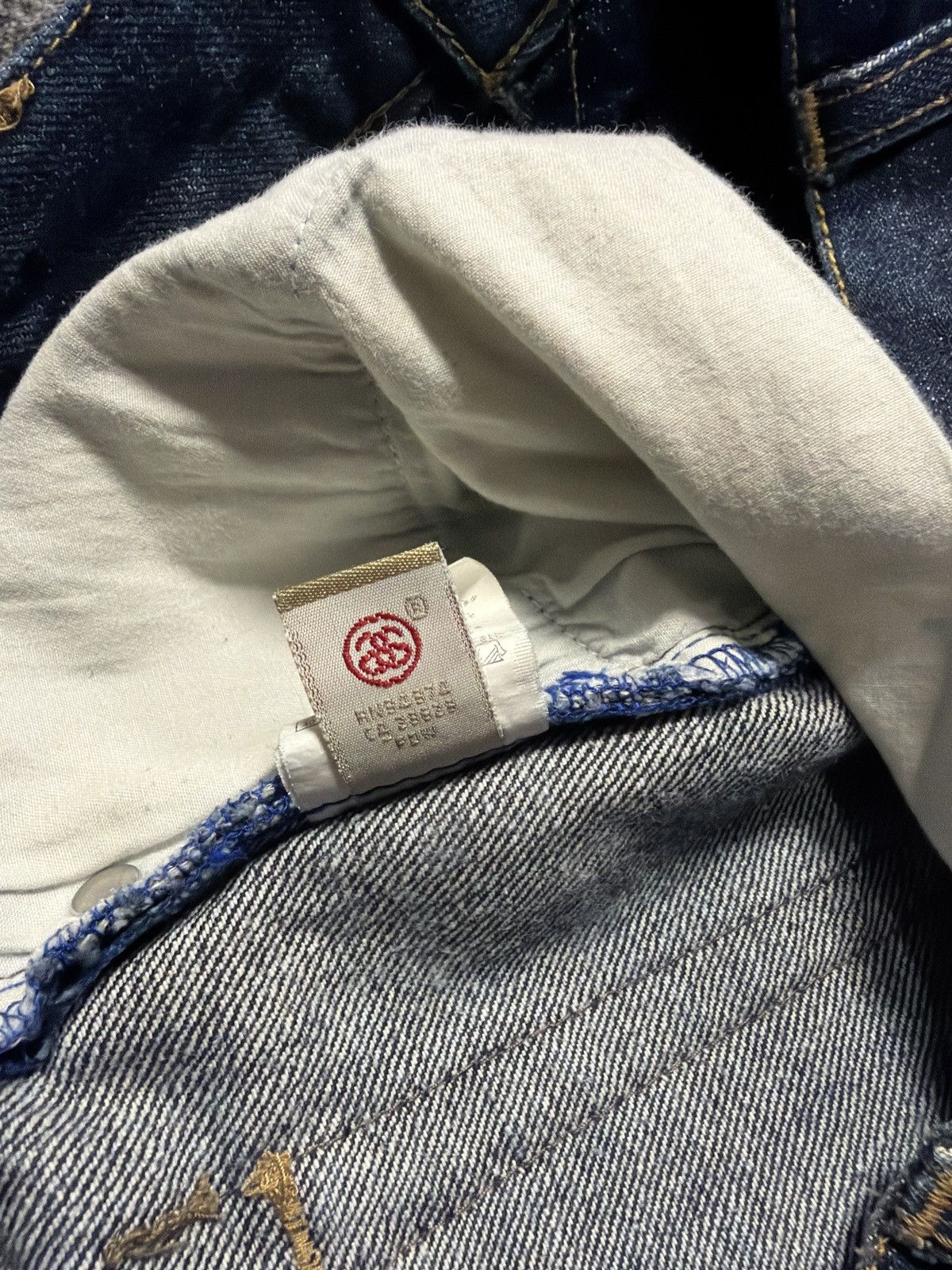 Stussy Vintage Stussy Embroidered Patch Denim Shorts Jorts Waist 35 Size US 35 - 9 Thumbnail