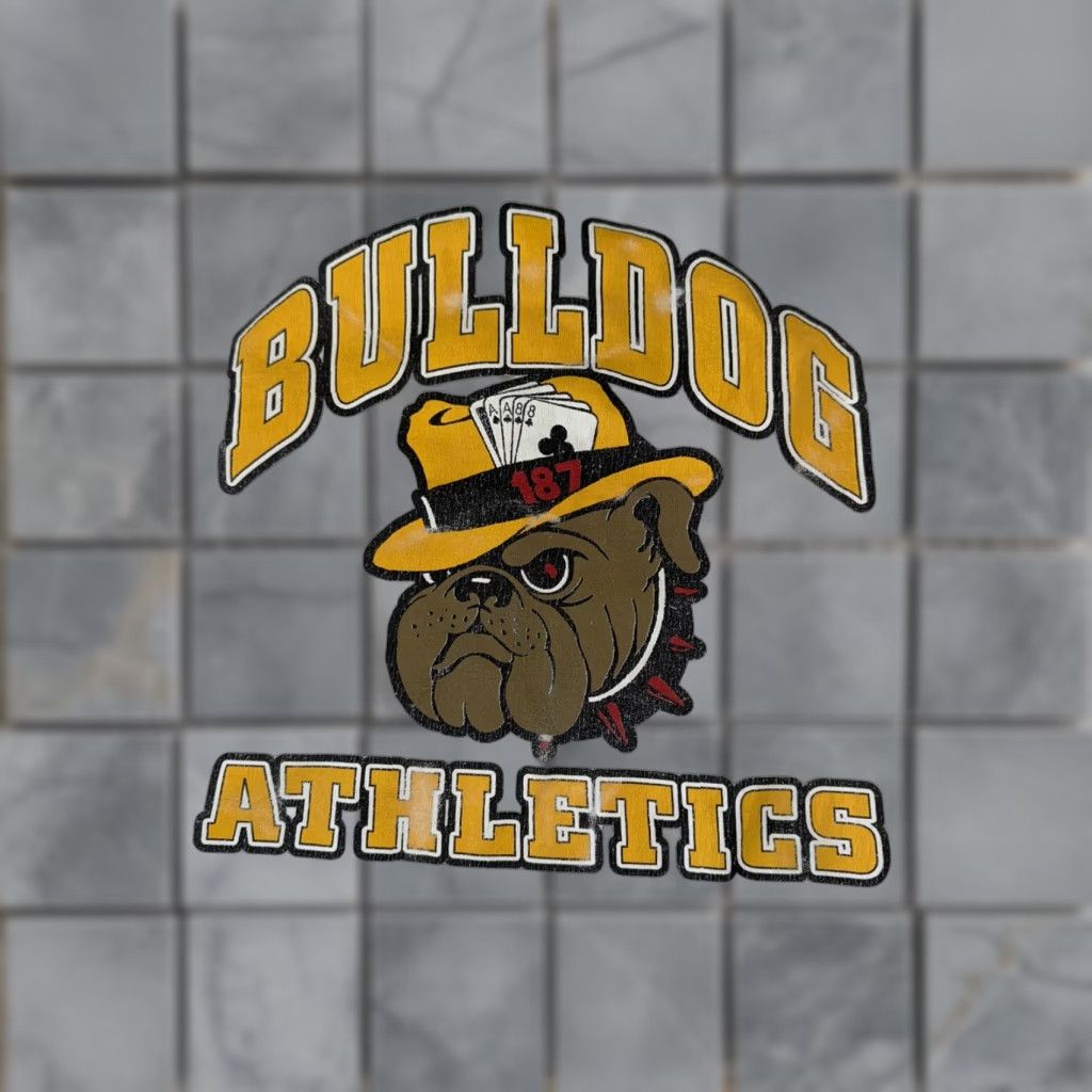 Vintage VINTAGE Bulldog Athletics T-Shirt White XL Men Athletic Fit 23.5x28 Bulldog T-Shirt White XL Mens Size US XL / EU 56 / 4 - 1 Thumbnail