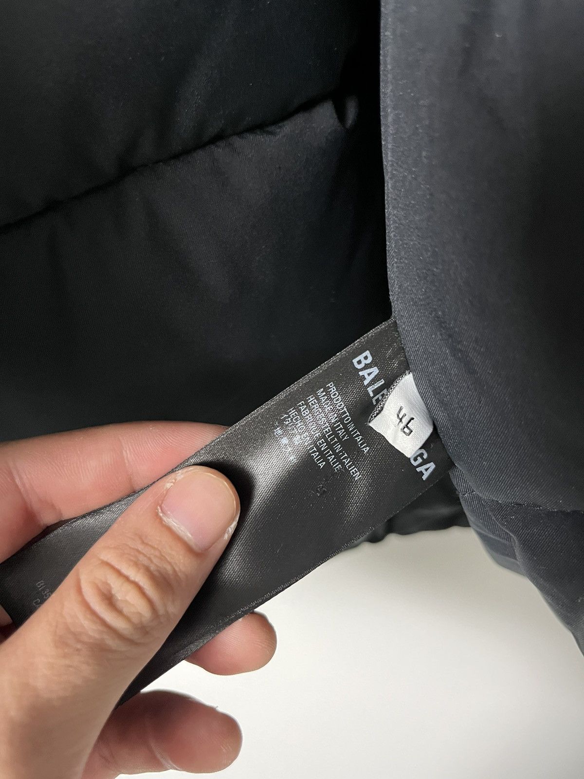 Balenciaga Balenciaga Cropped Fit Ripstop Puffer Jacket Size US S / EU 44-46 / 1 - 6 Thumbnail