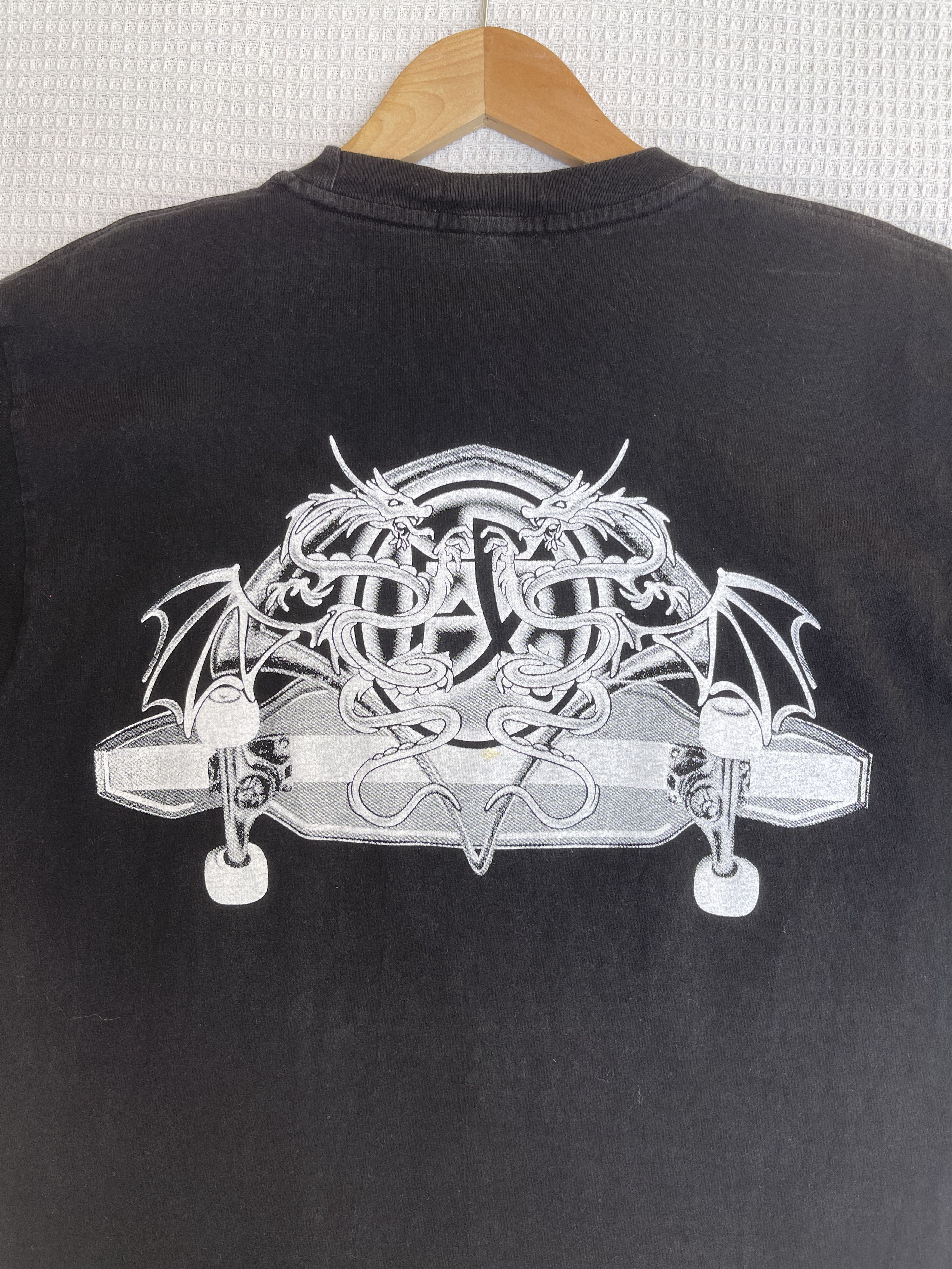 Blind Skateboards Last Drop🔥Rare🔥Vintage Dragon Skateboards T-Shirt Size US L / EU 52-54 / 3 - 11 Thumbnail
