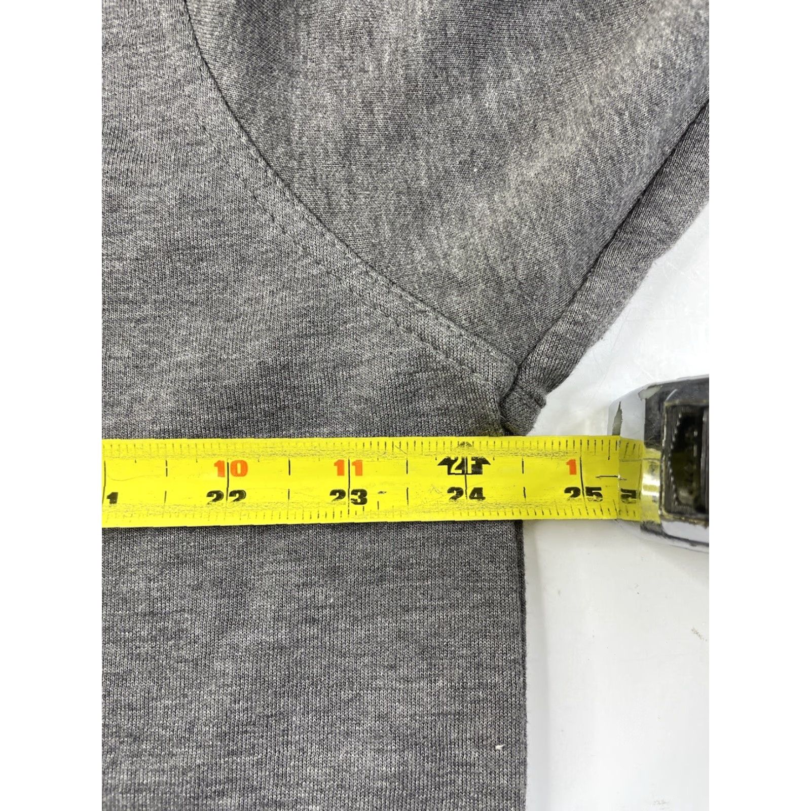 Peter Millar Peter Millar Sweater Pullover 1/4 Zip Mock Neck Long Sleeve Cotton Blend Embroidered Gray Men XL Golf Classic Men’s Size US XL / EU 56 / 4 - 7 Thumbnail