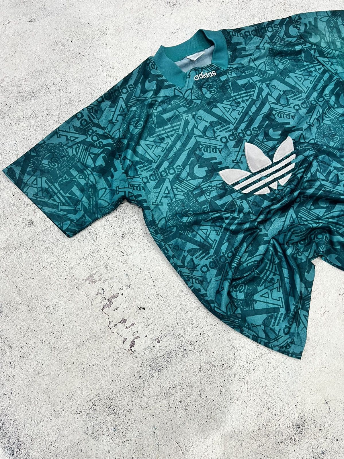 Adidas × Vintage 🩸RARE🩸Adidas Y2K Vintage Big Logo T shirt Size US L / EU 52-54 / 3 - 4 Thumbnail