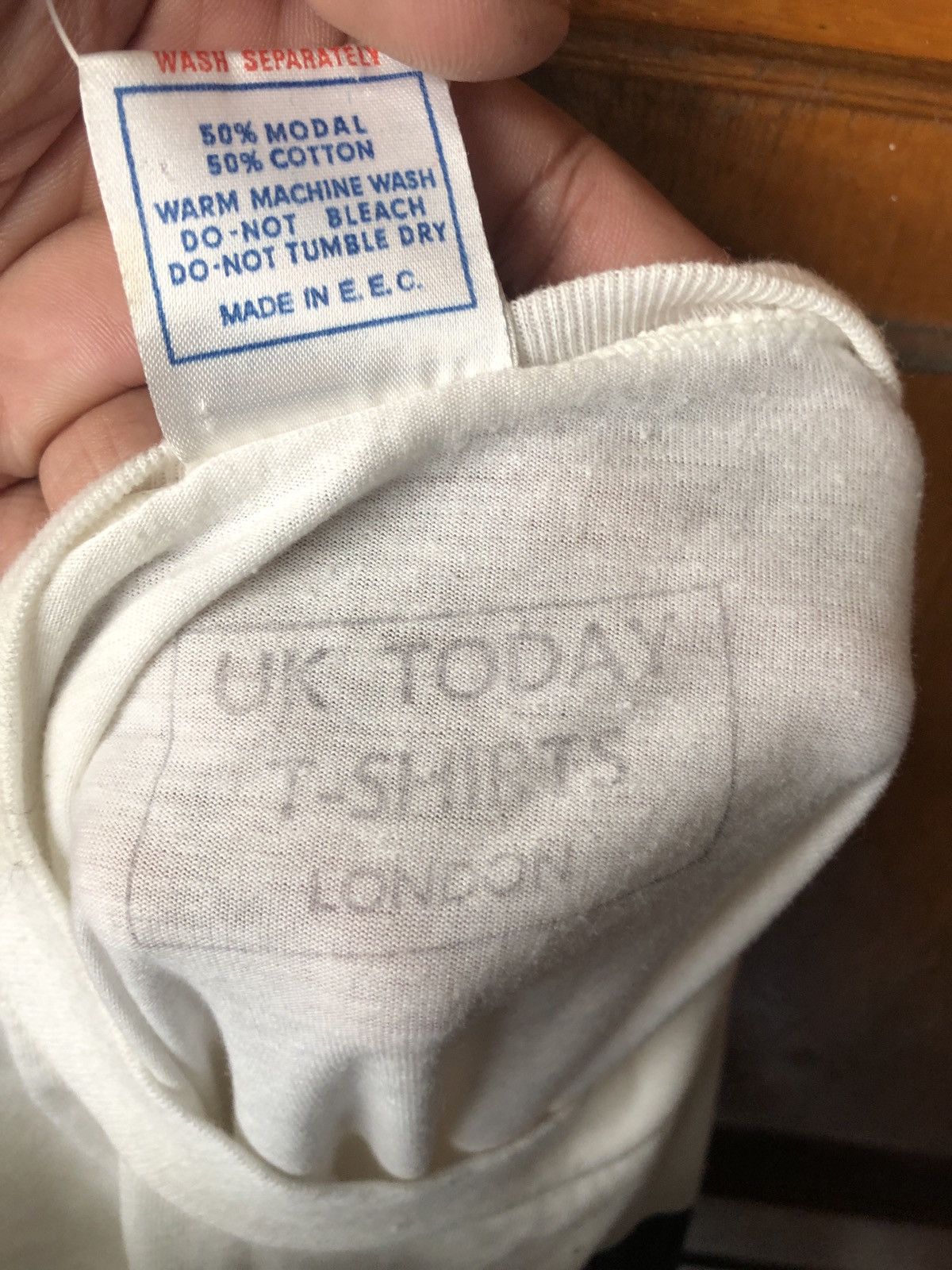 Vintage Vintage 80s Clockwork Orange UK Today Fifth Column T Shirt Size US M / EU 48-50 / 2 - 9 Thumbnail