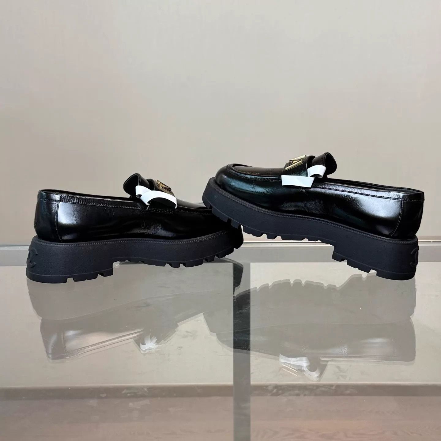 Chanel CHANEL 24B Logo Platform Loafer Women's 38.5 New With Box Size US 8 / IT 38 - 6 Thumbnail