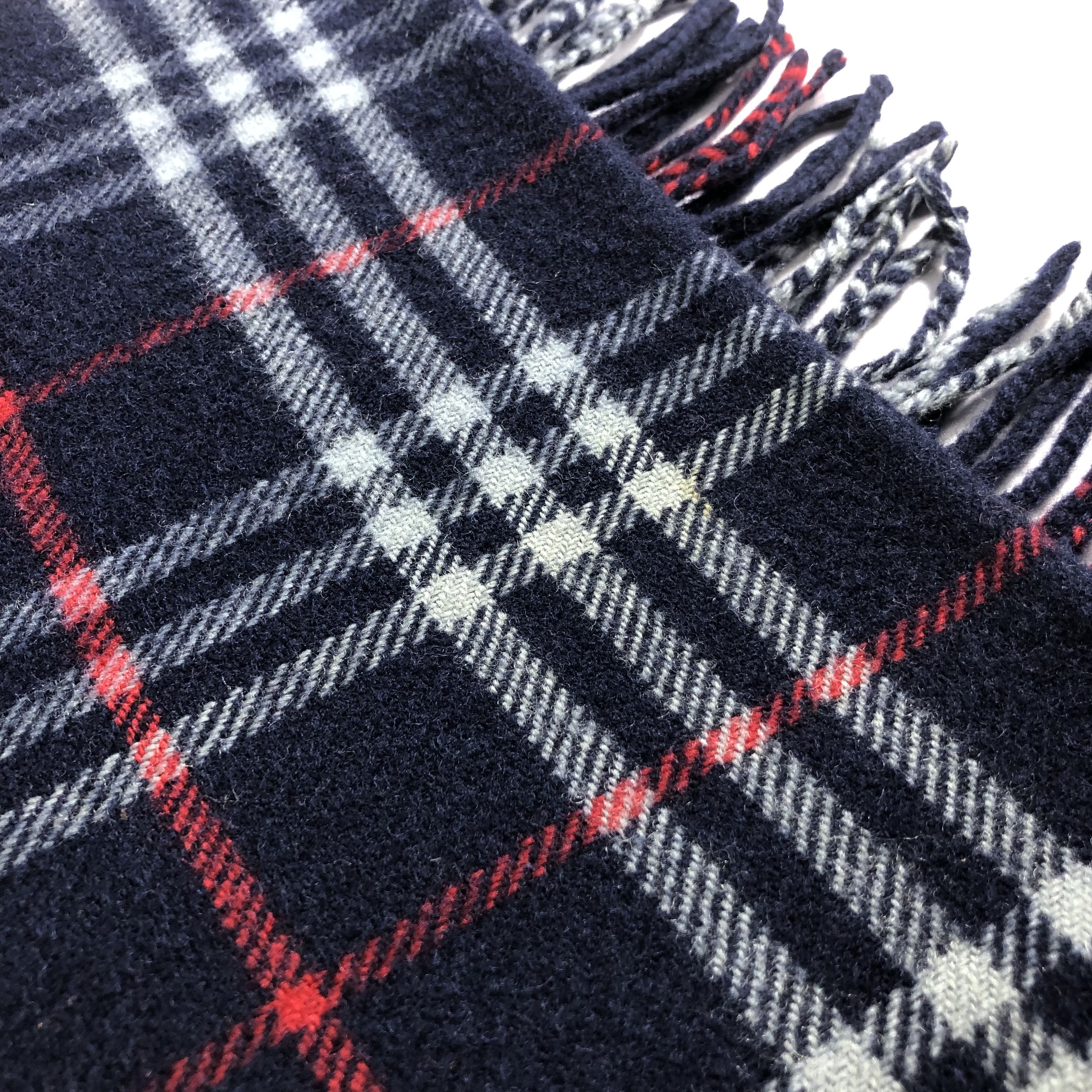 Burberry Burberrys Nova Check Wool Scarf Muffler Neckwear V2286 Size ONE SIZE - 6 Thumbnail