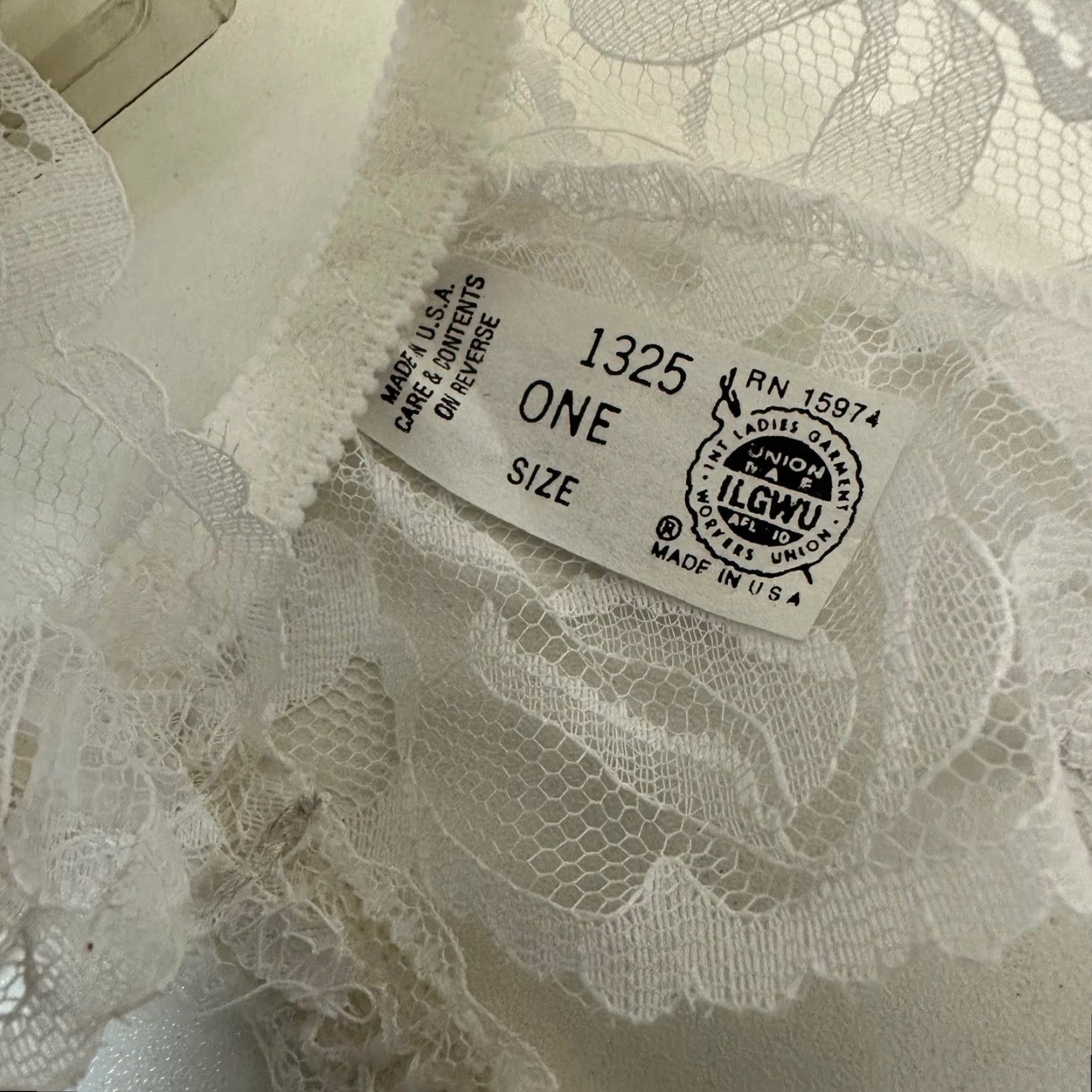 Vintage VINTAGE White Lace Garter Belt M/L Size Adjustable Straps Clips Bow Girdle Women Size ONE SIZE - 6 Thumbnail