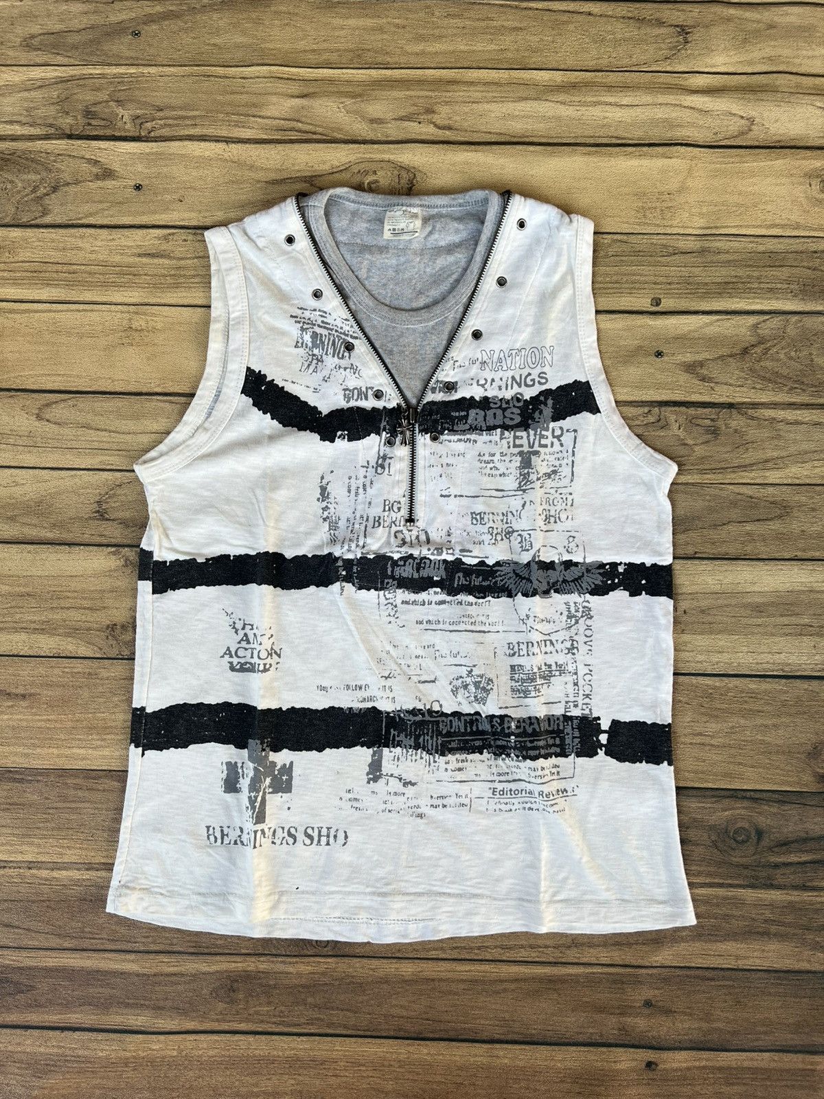 Other Y2k tees if six was nine grunge print tee Size US M / EU 48-50 / 2 - 1 Thumbnail