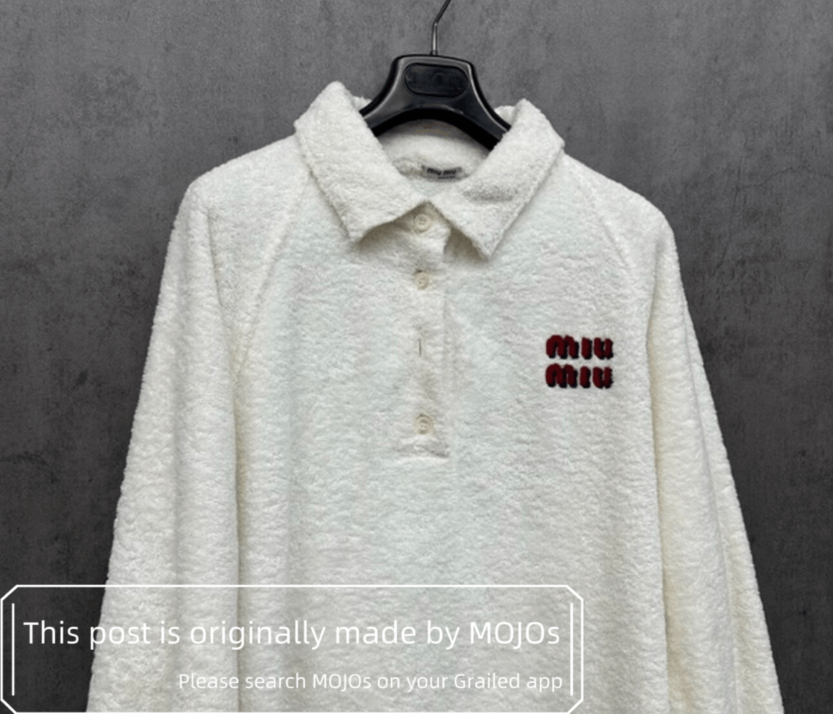 Miu Miu Sz L Miu MIu Logo Polo Sweatshirt mojos99 Size US L / EU 52-54 / 3 - 3 Thumbnail
