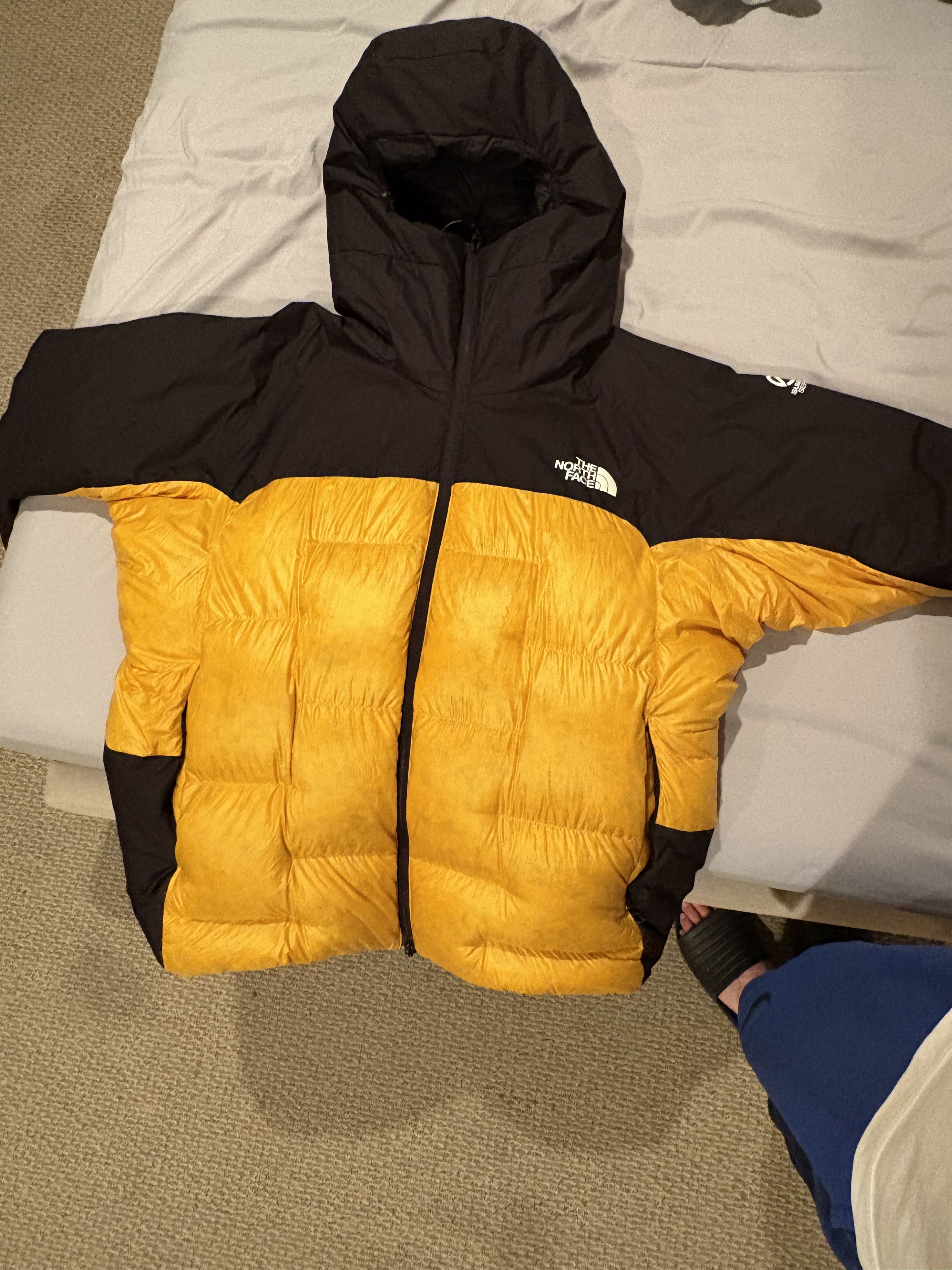 The North Face THE NORTH FACE SUMMIT HIMALAYAN DOWN PARKA MEN'S Size US L / EU 52-54 / 3 - 2 Thumbnail