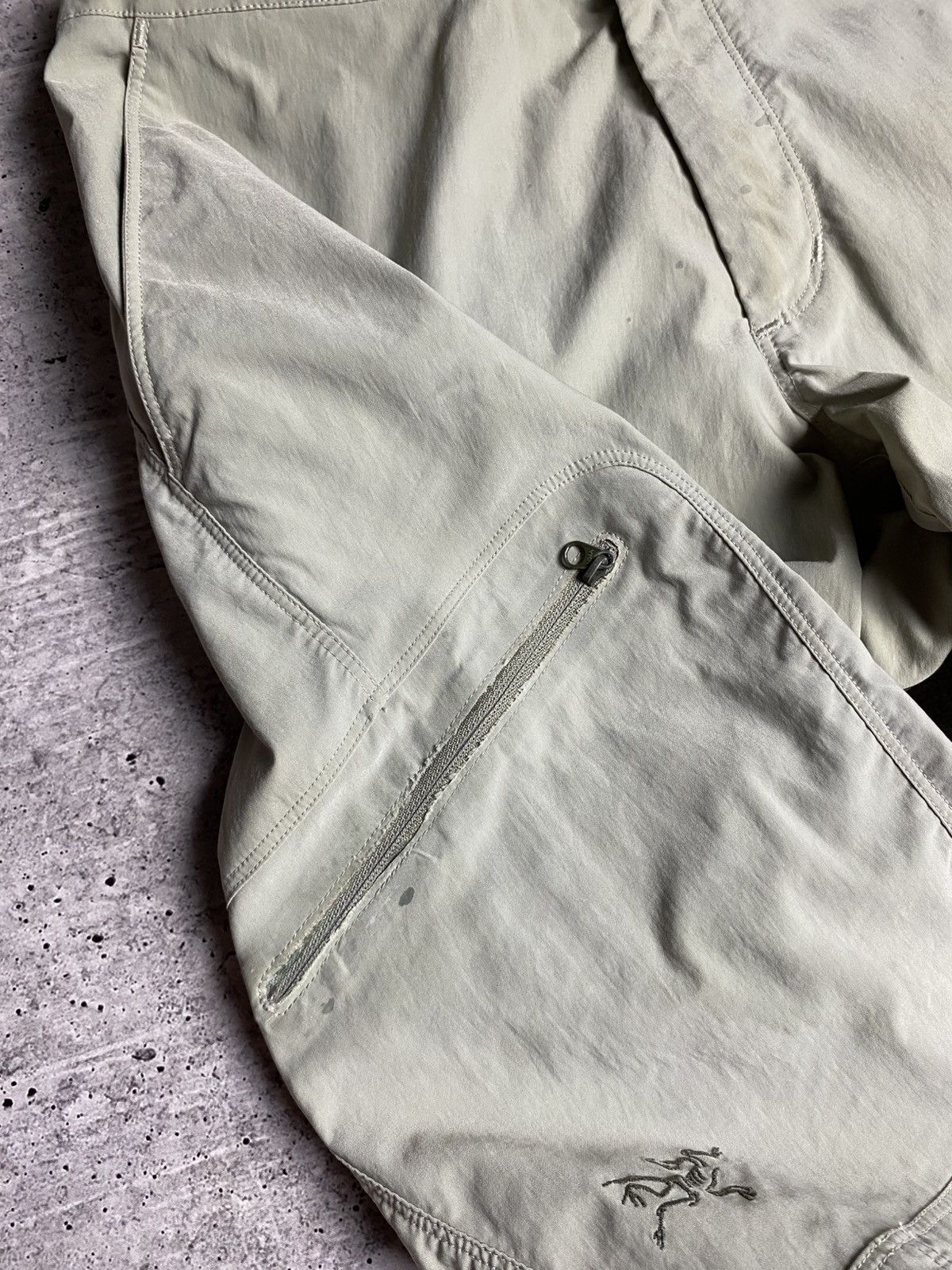 Arc'teryx Arcteryx Vintage Logo Pants Size US 31 - 9 Thumbnail
