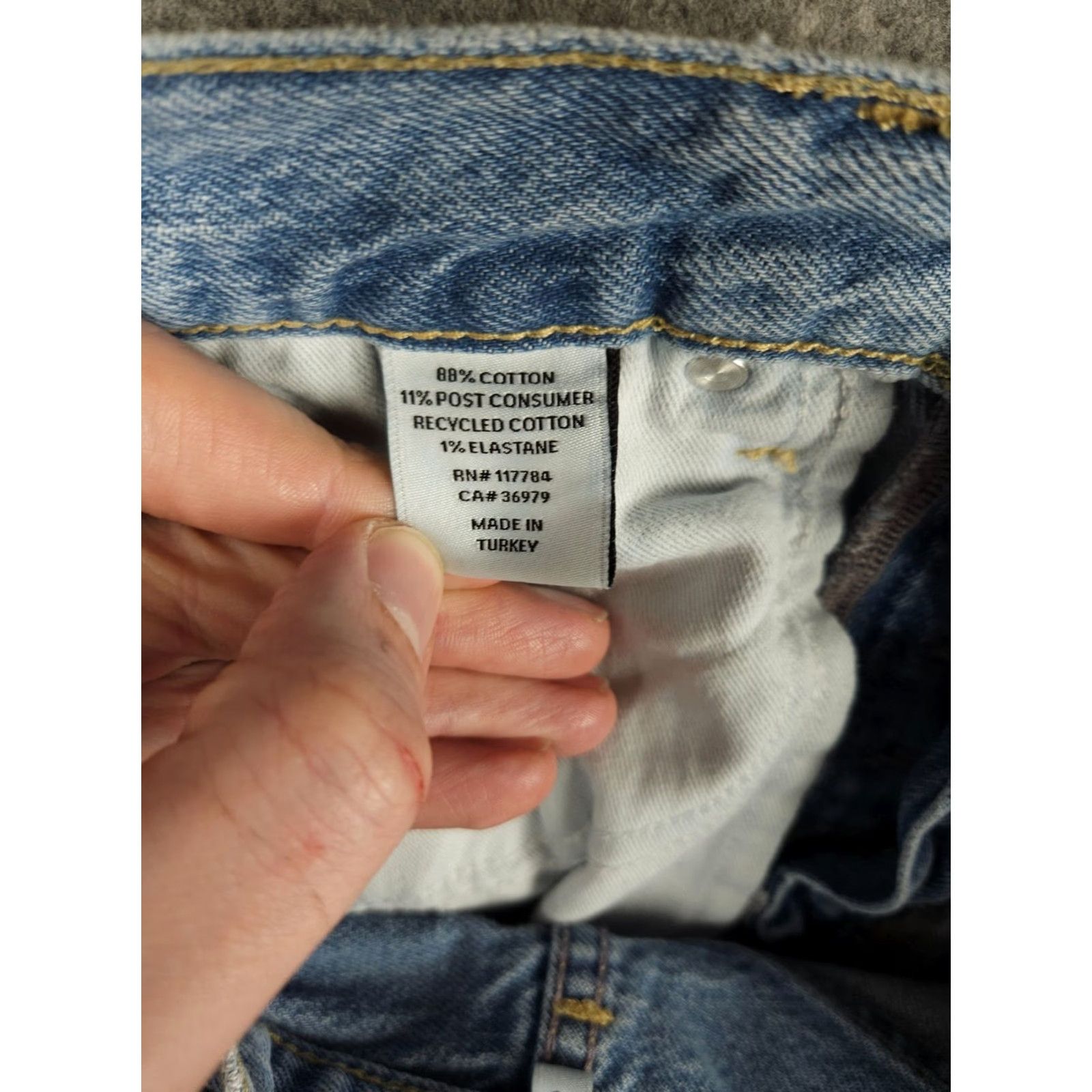 Rails Rails Jeans Womens Size 25 The Atwater Slouchy Straight Relaxed Denim Patchwork Jeans Size 42" / US 20 - 5 Thumbnail