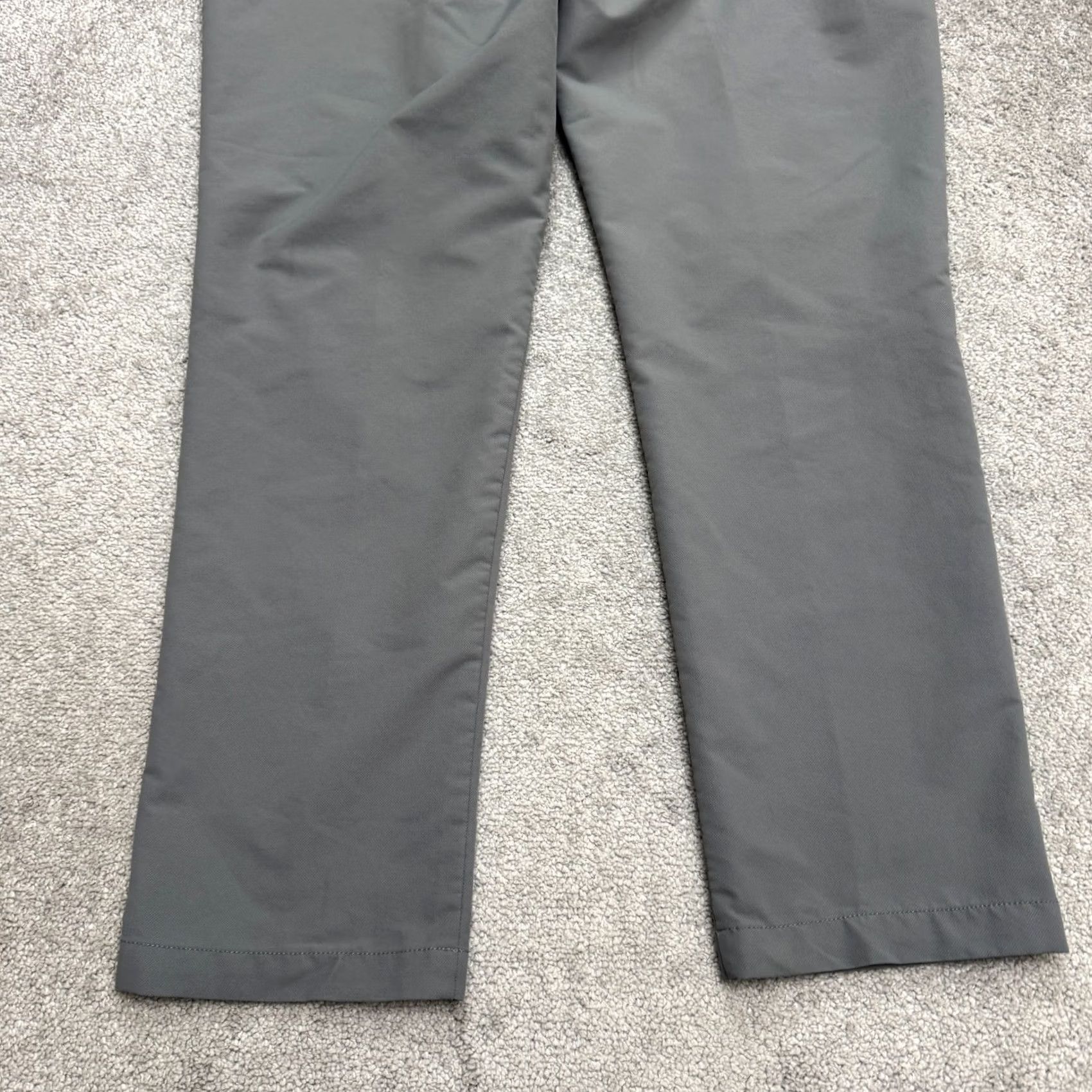 Banana Republic Banana Republic Slim Fit 5-Pocket Pants Mens 40x32 Gray Polyester Chino Slim Bib? Size US 40 / EU 56 - 6 Thumbnail