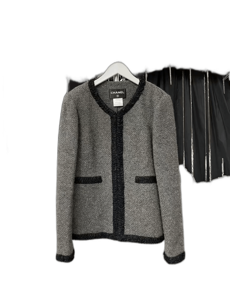 Chanel Chanel Gray Jacket with Black Details -2505 Size US L / EU 52-54 / 3 - 1 Thumbnail