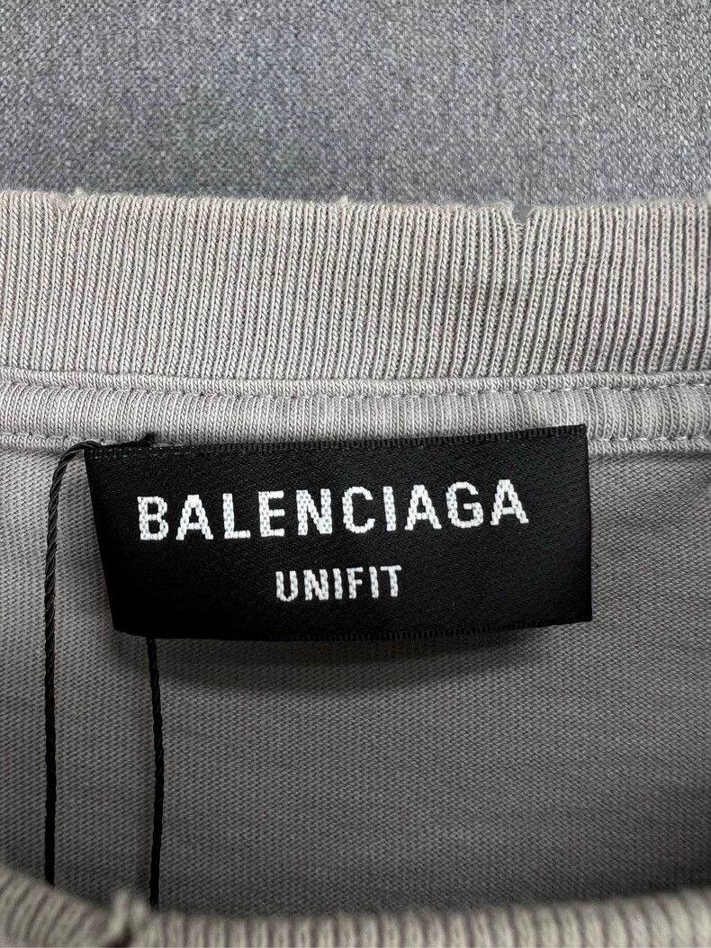 Balenciaga Balenciaga Blurred letters destroy short sleeves Size US M / EU 48-50 / 2 - 3 Thumbnail