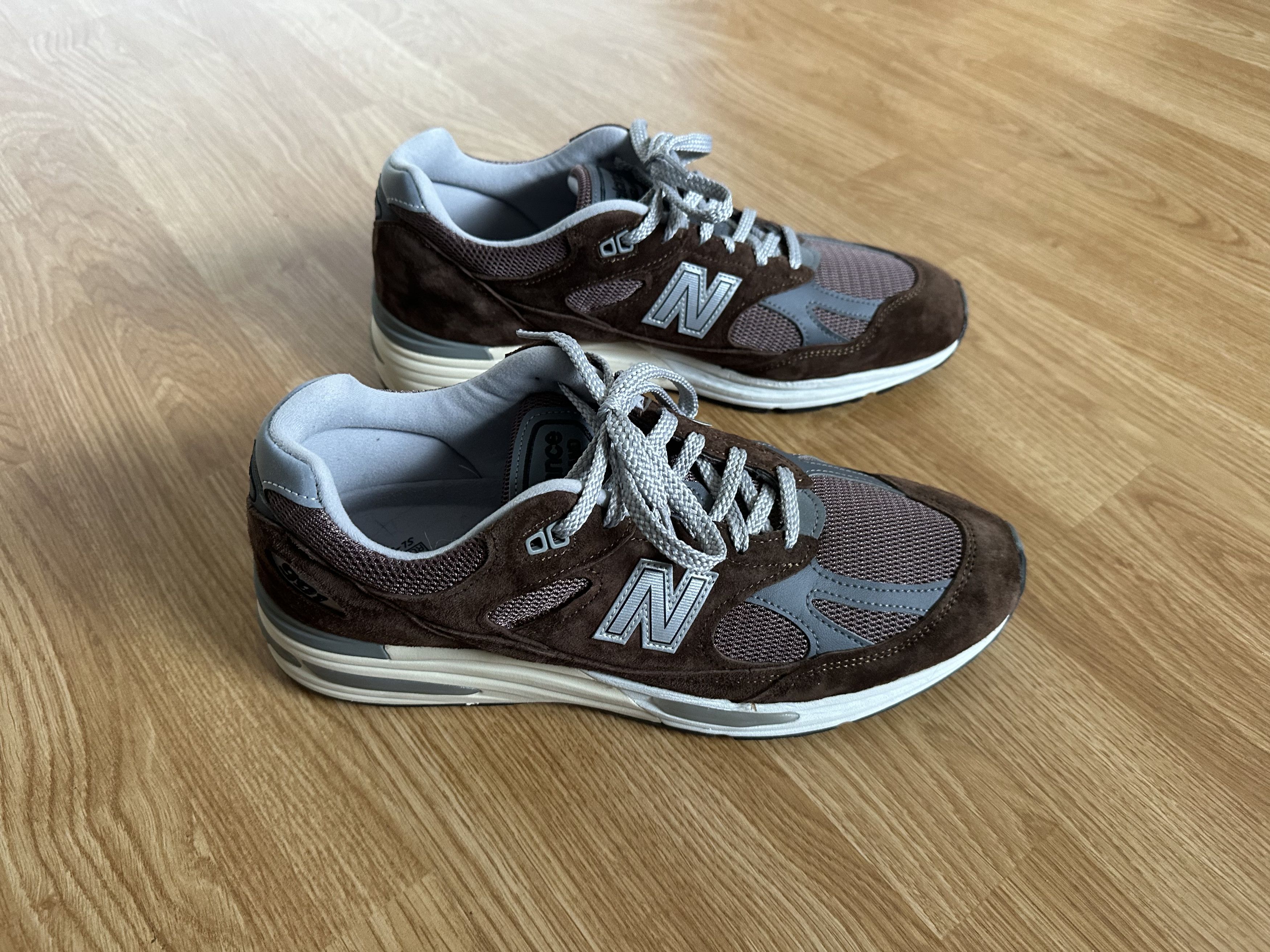 New Balance Made in UK 991v2 (U991BR2) Size US 10.5 / EU 43-44 - 6 Thumbnail