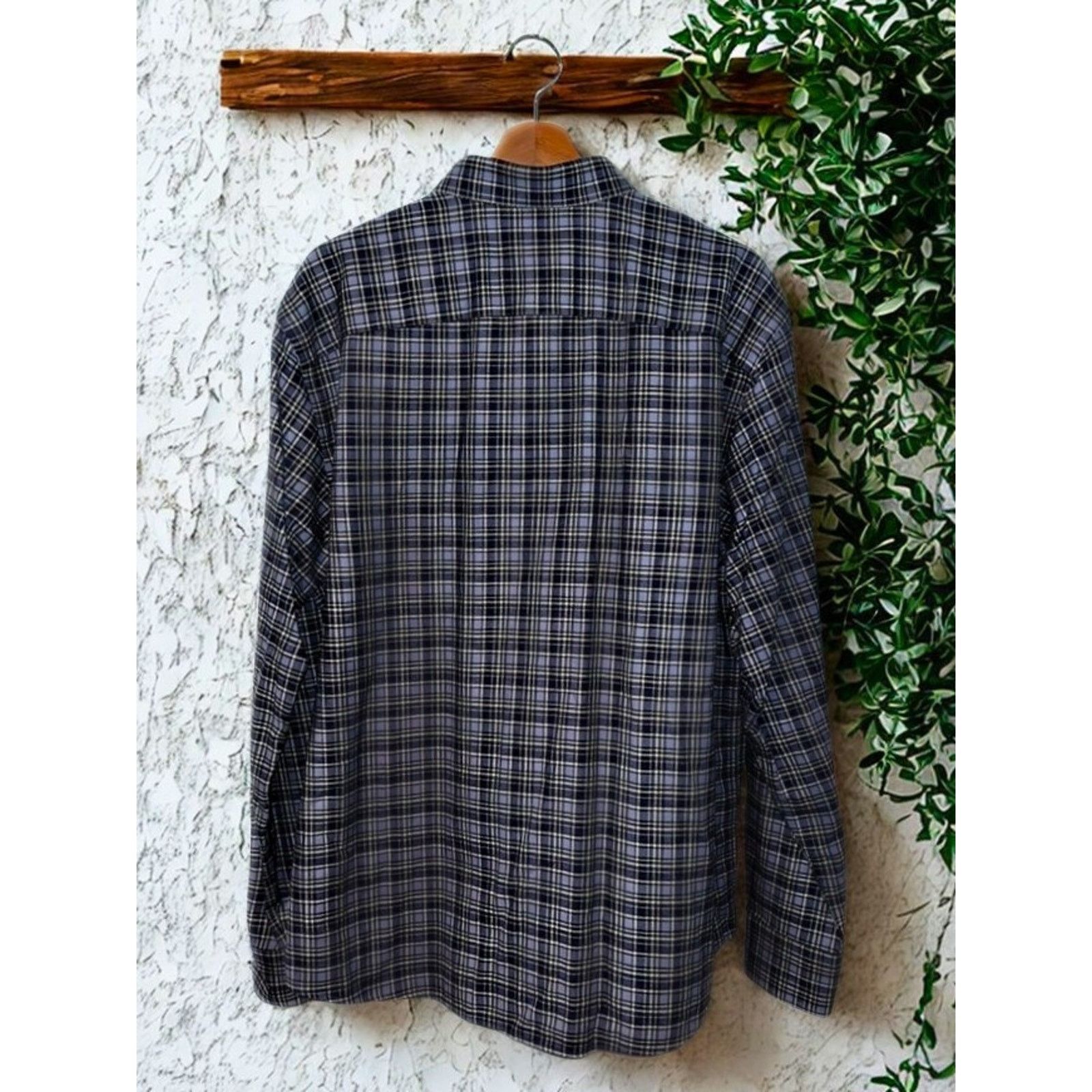 UNTUCKit UNTUCKit Pio Cesare Flannel Plaid Shirt XL L/S Button Size US XL / EU 56 / 4 - 3 Thumbnail