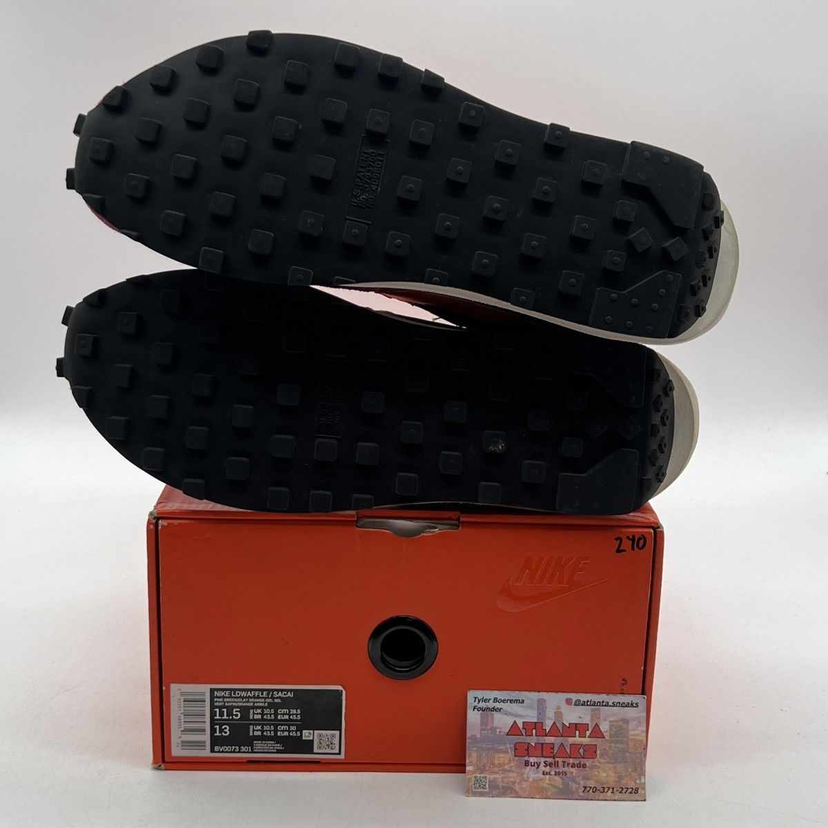 Nike Sacai x LDWaffle pine green Size US 11.5 / EU 44-45 - 8 Thumbnail
