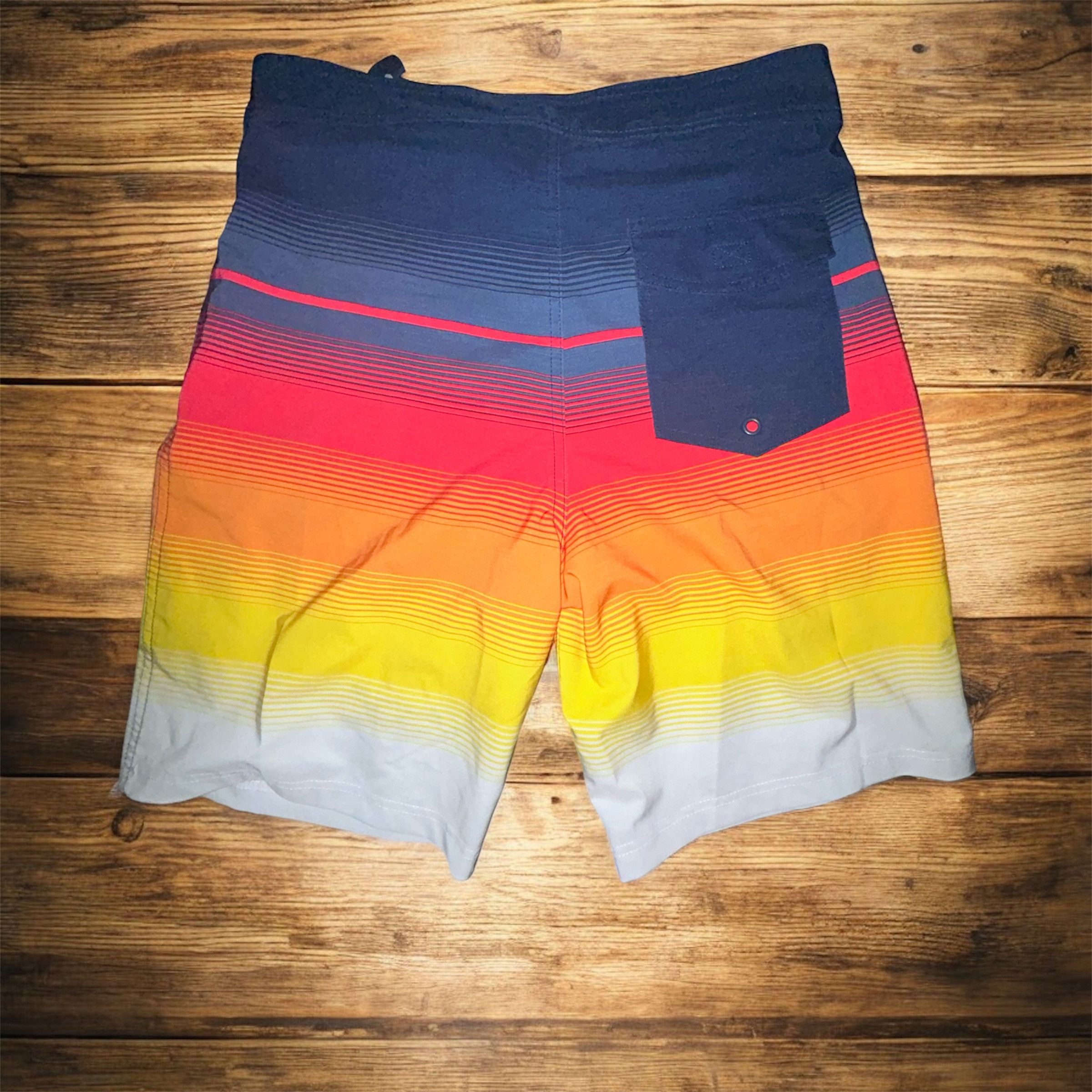 Other No Boundaries Bermuda shorts for men Size US 30 / EU 46 - 2 Thumbnail
