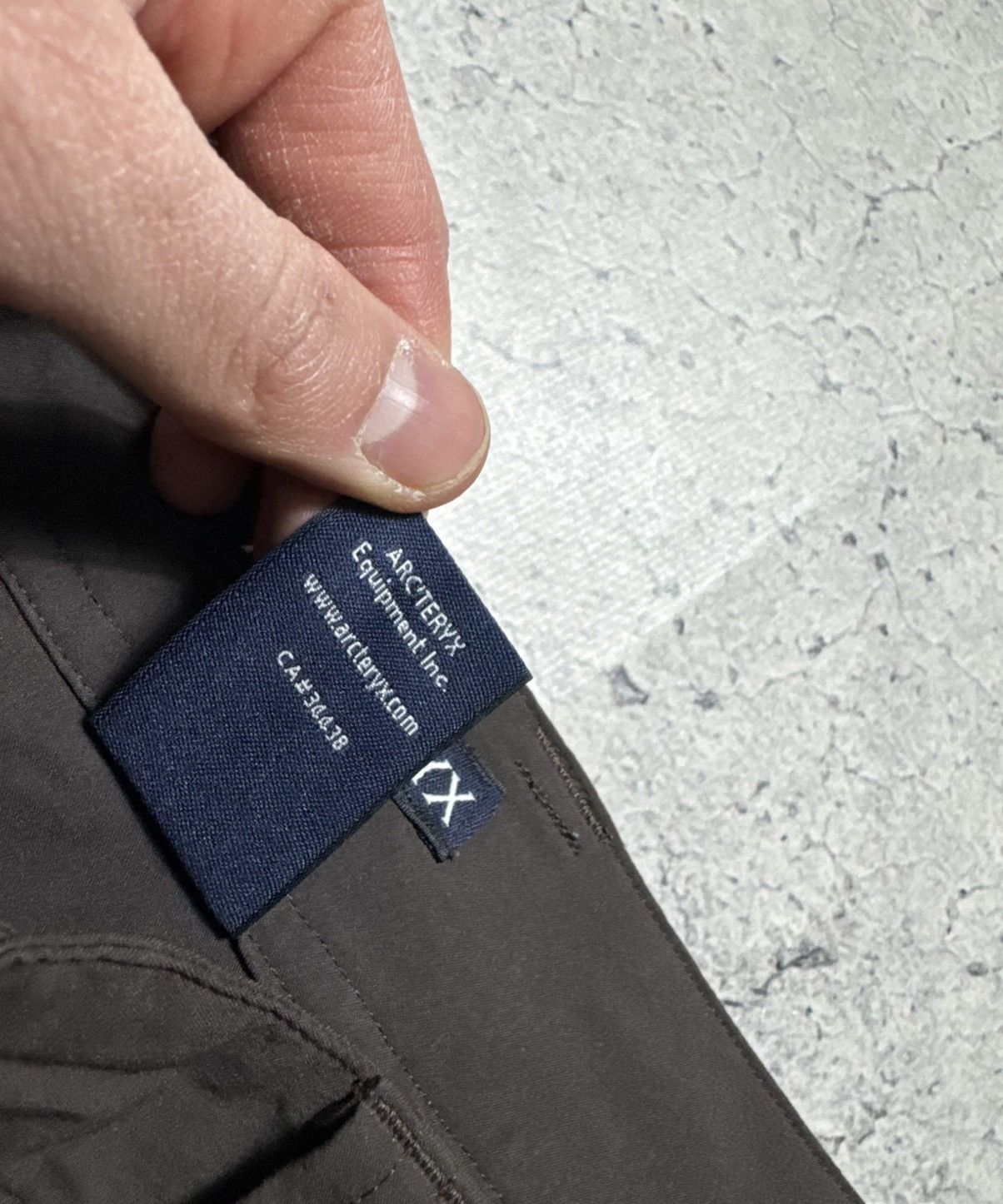 Arc'teryx Arc’teryx Men’s Nylon Cargo Outdoor Shorts Size M Size US 32 / EU 48 - 7 Thumbnail