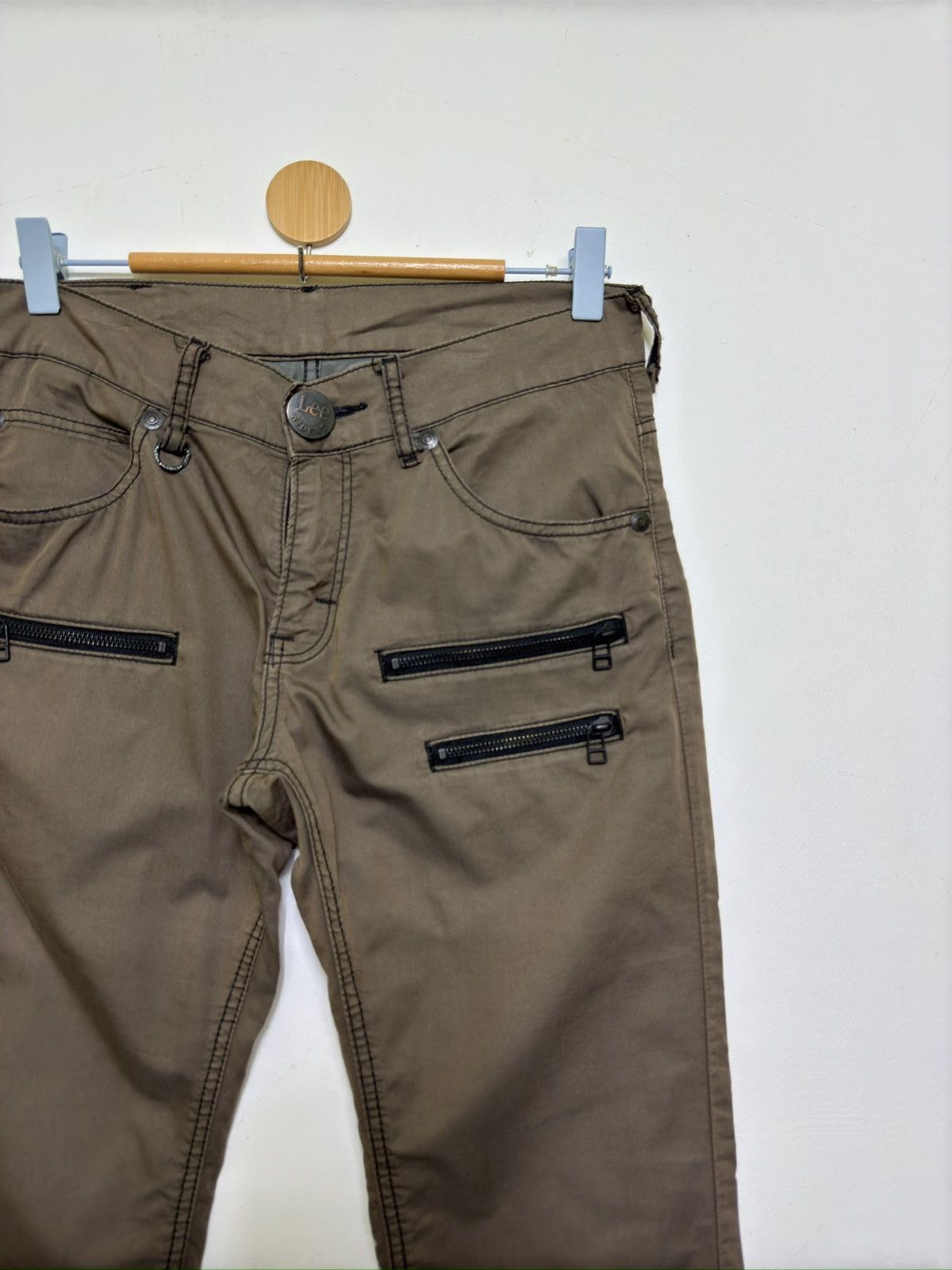 Lee Vintage Lee Riders Buckle Biker Style Low Rise Zipper Pant Size US 29 - 5 Thumbnail