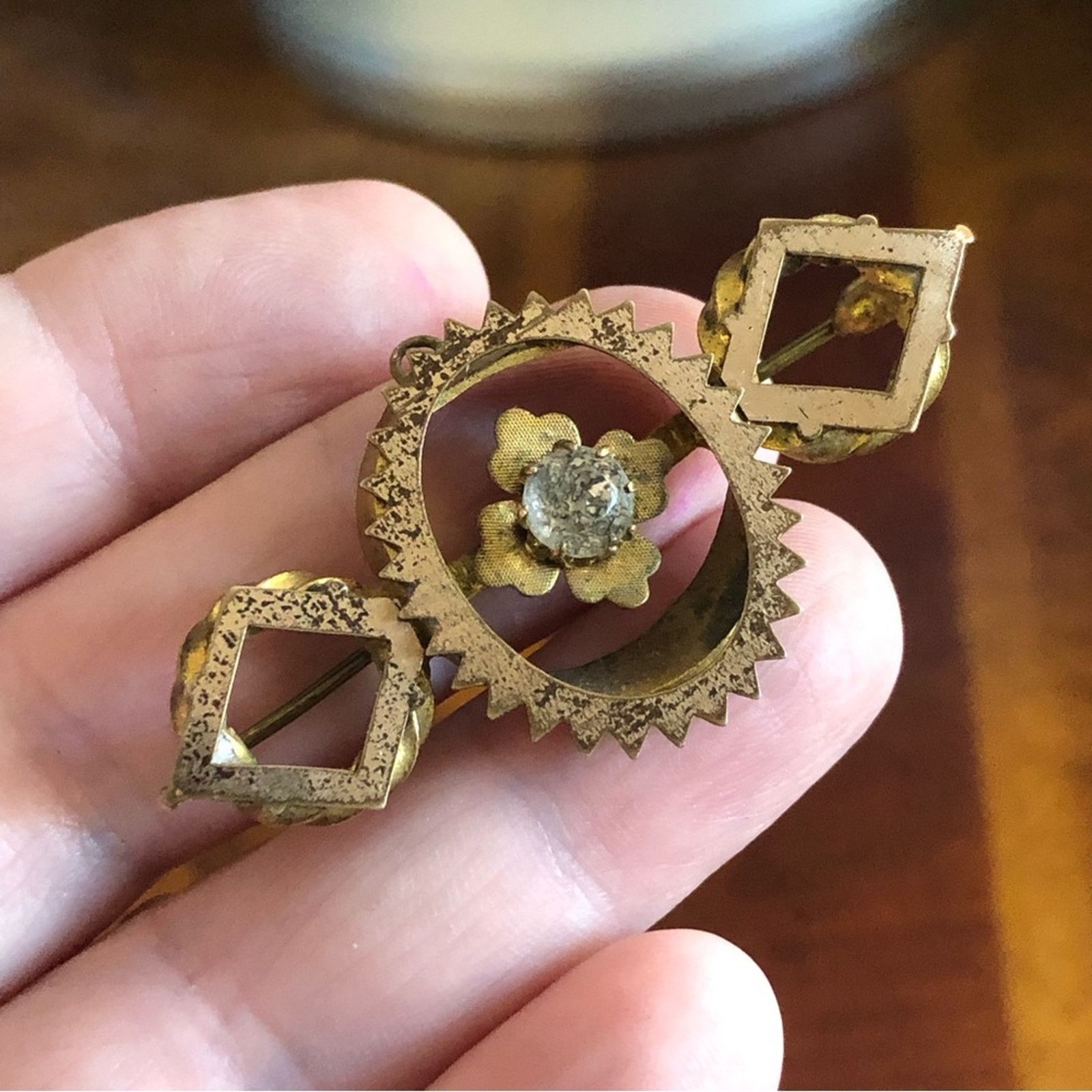 Other Antique Edwardian era Art Nouveau gilt metal c clasp brooch Size ONE SIZE - 3 Thumbnail